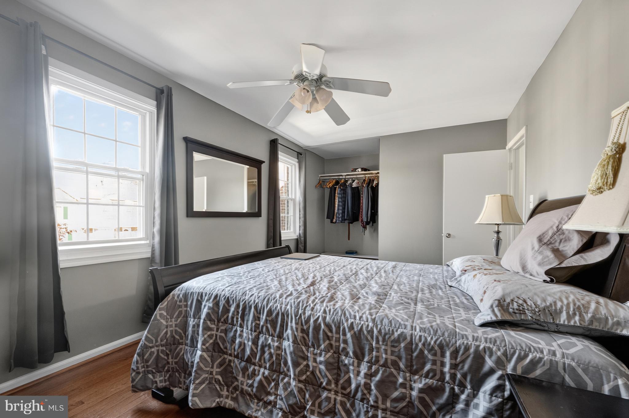 LAKEPOINTE - Residential