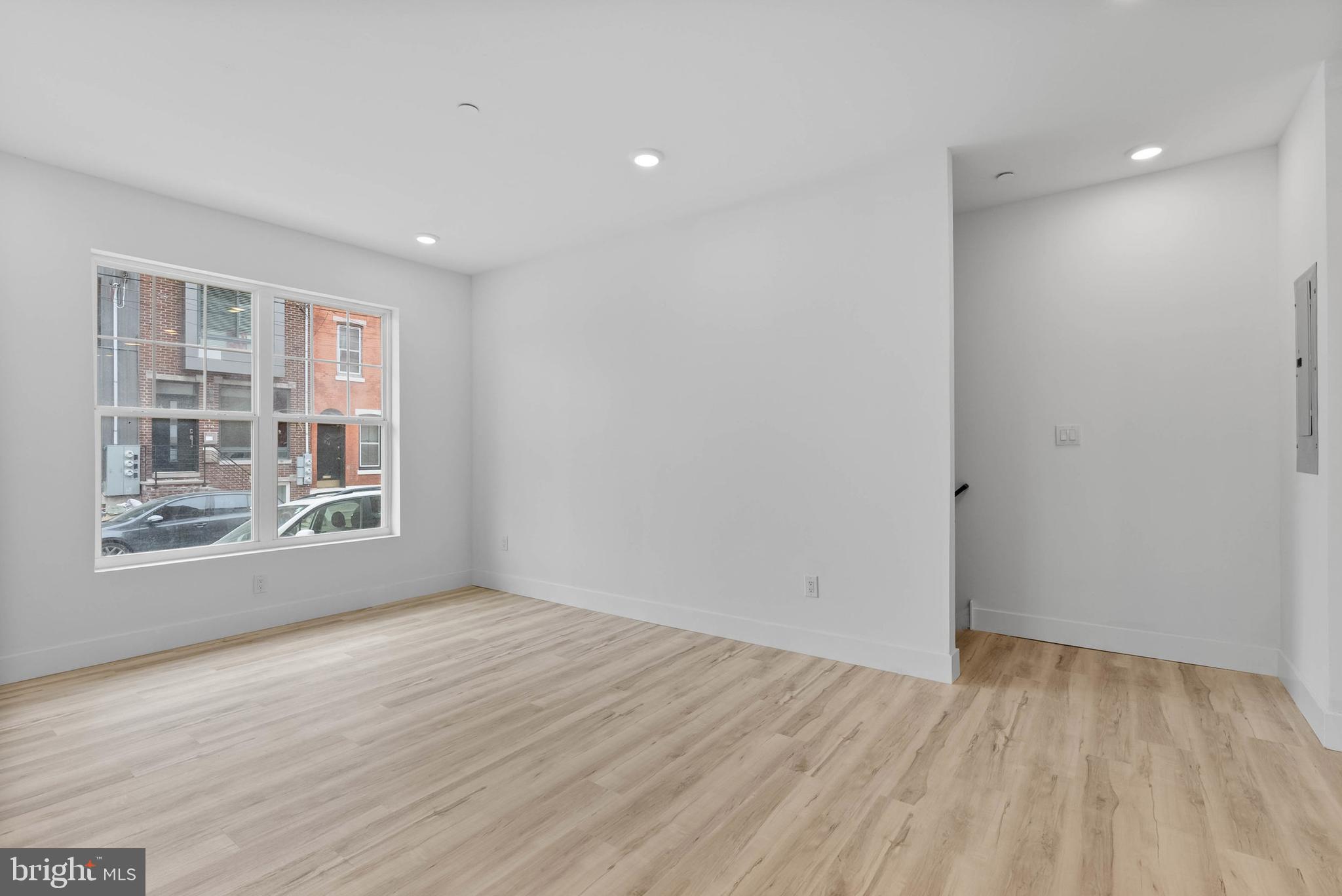 NORRIS SQUARE - Residential Lease