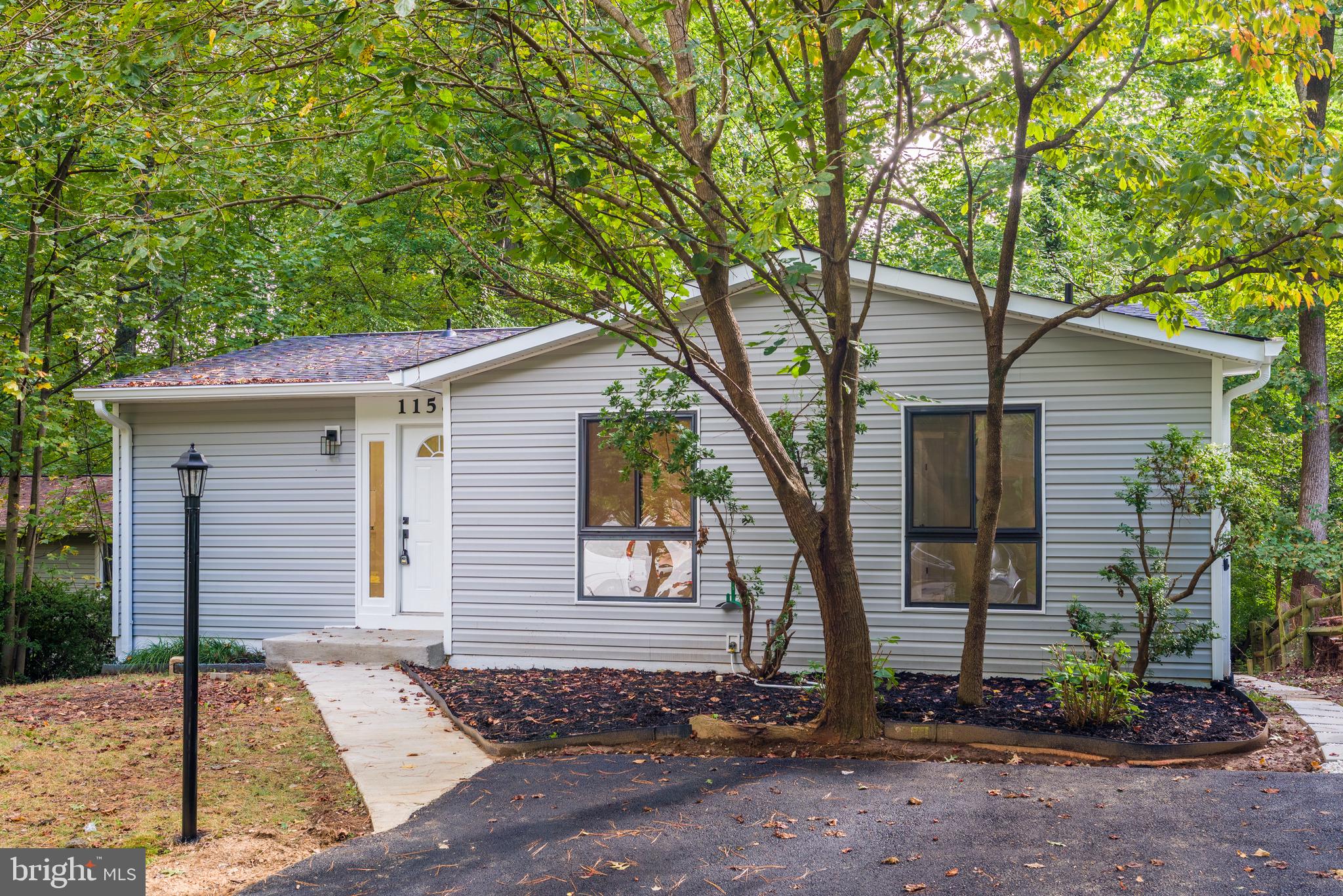 11586 RED LEAF COURT