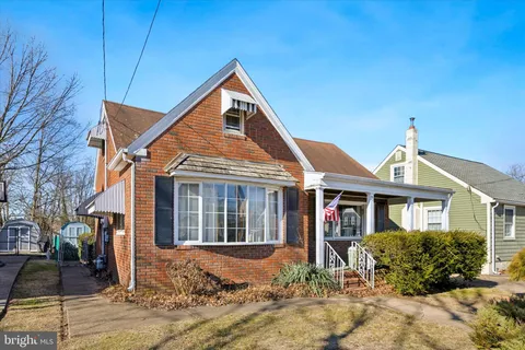 114 Taylor Street, Bristol, PA 19007 - MLS#: PABU2089226