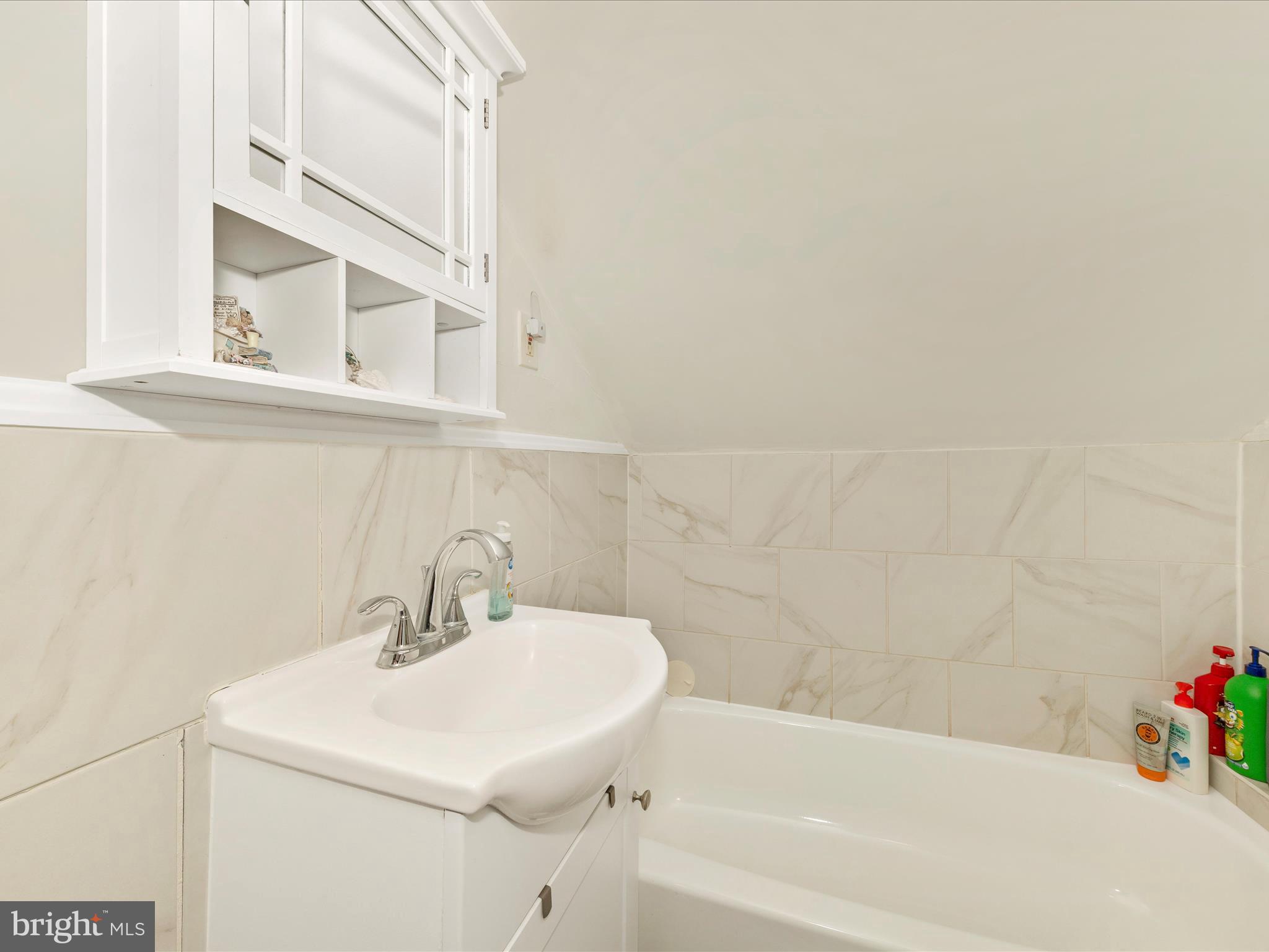 CLEAR SPRING - Residential