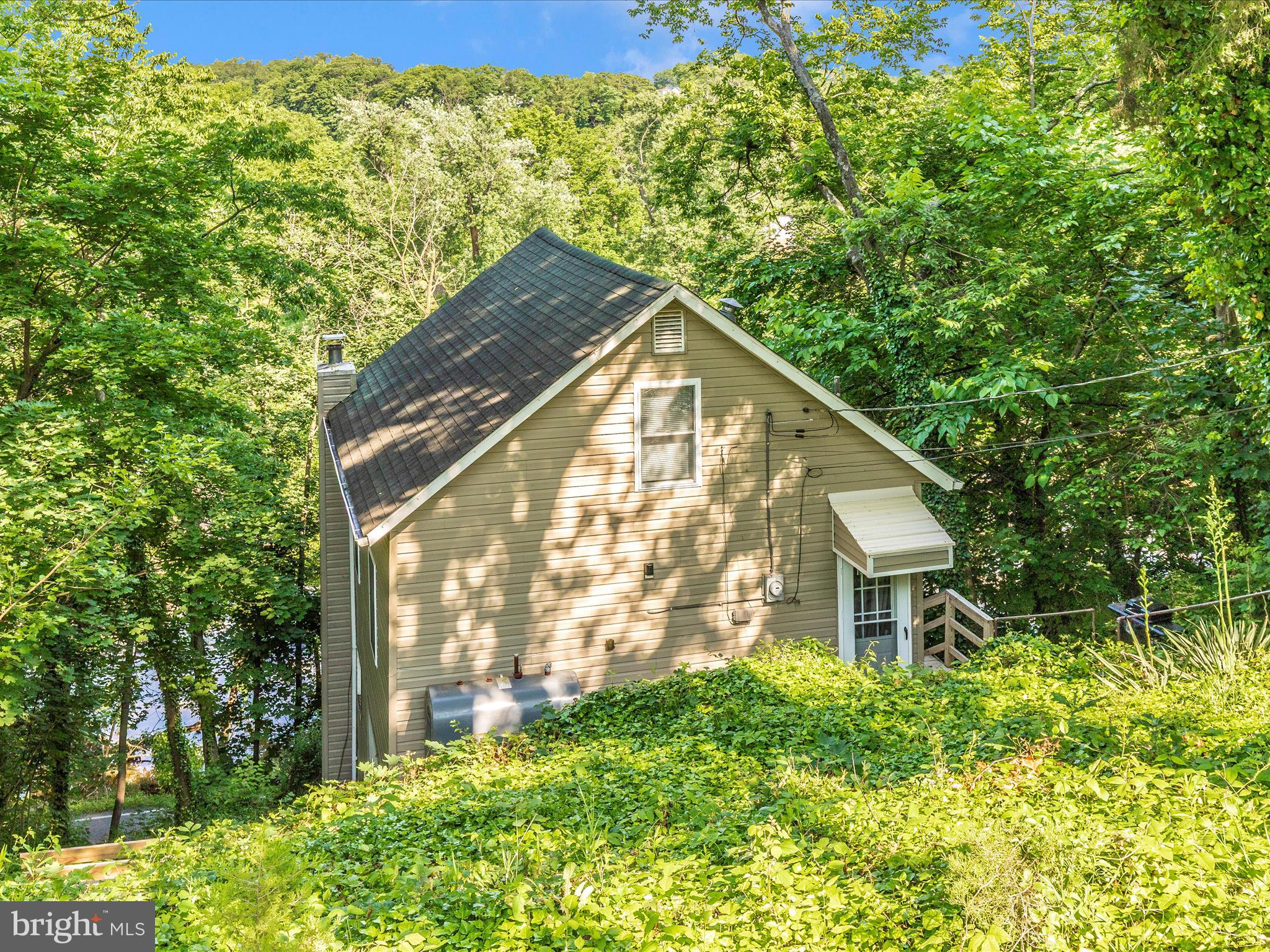 CLEAR SPRING - Residential