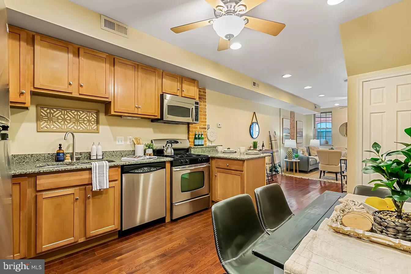 RIVERSIDE - Residential