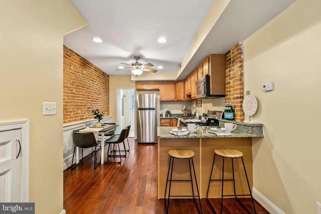 RIVERSIDE - Residential