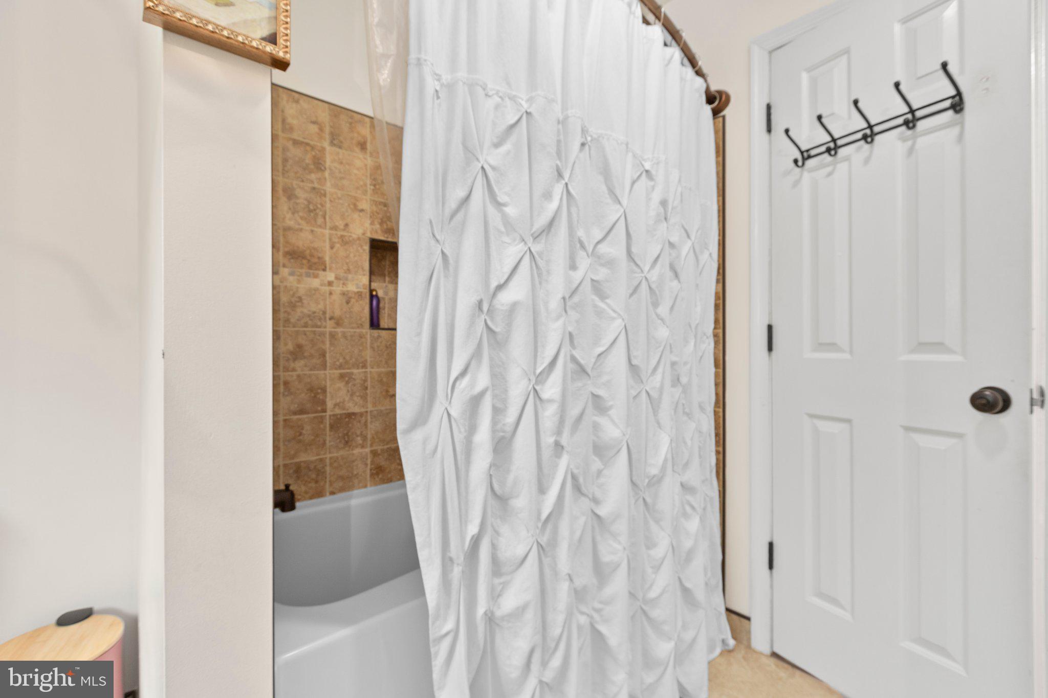 HEATHERSTONE - Residential