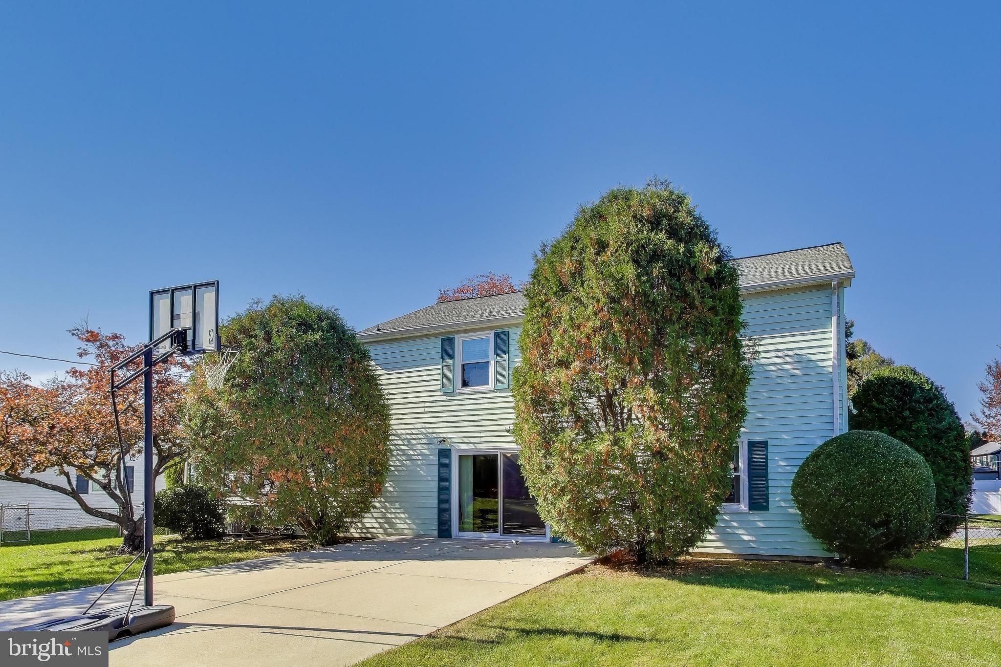 WHITEHALL AT BELAIR - Residential