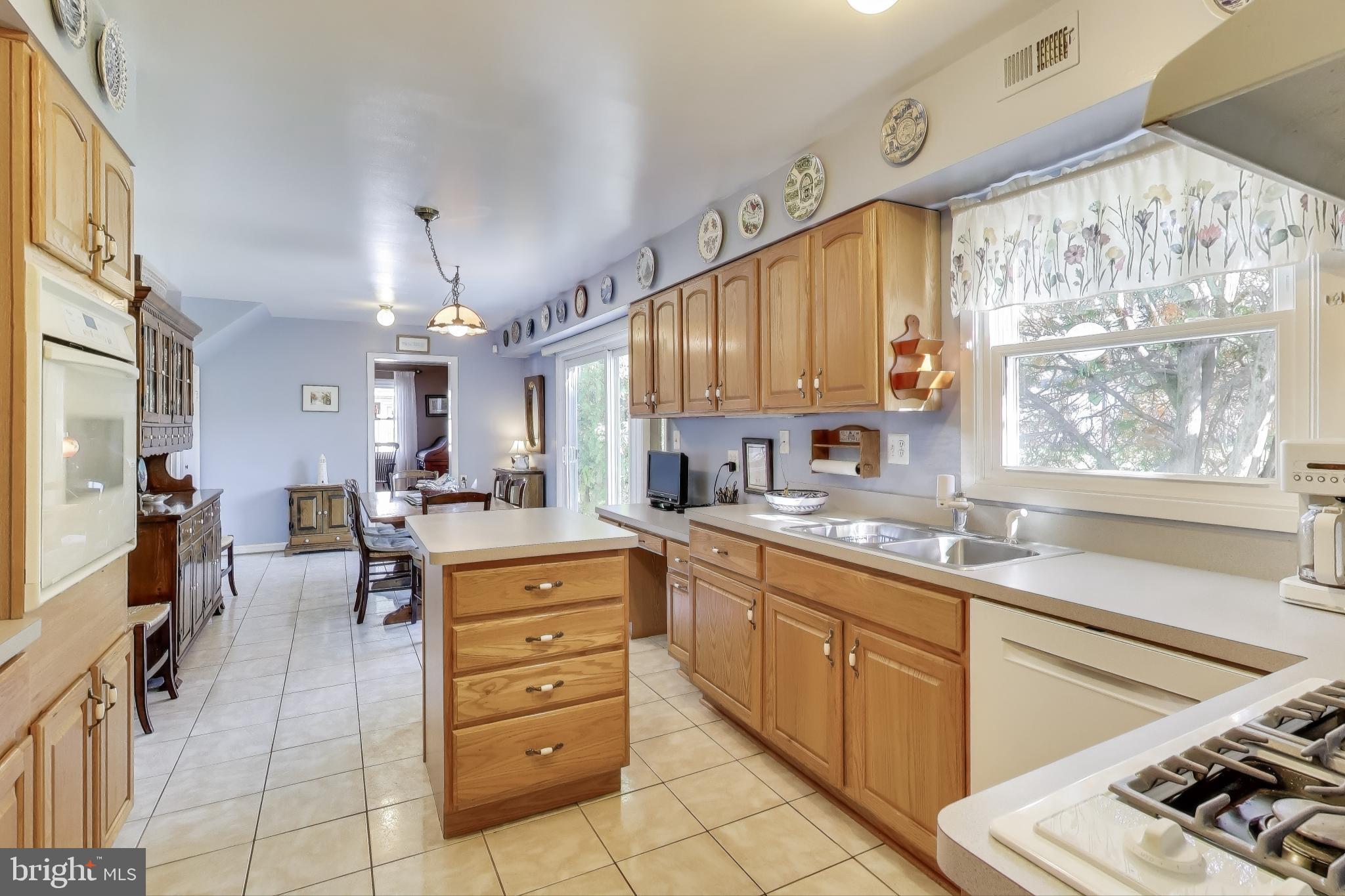 WHITEHALL AT BELAIR - Residential