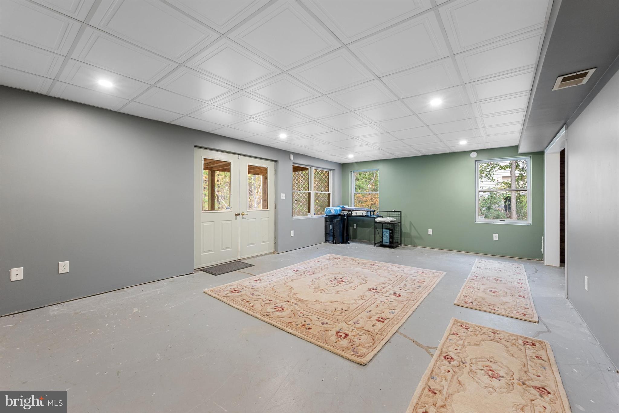 SOUTH WALES - Residential