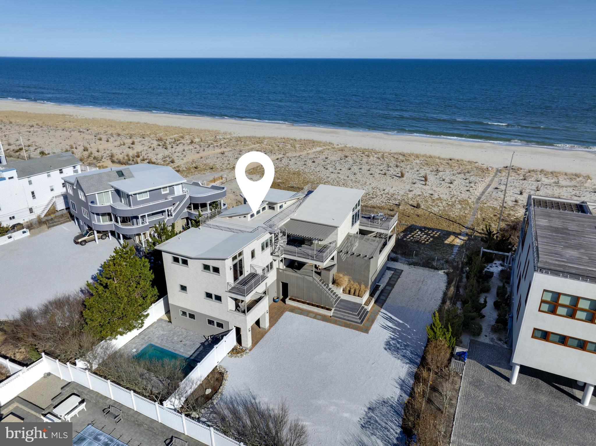 1109-B LONG BEACH BOULEVARD