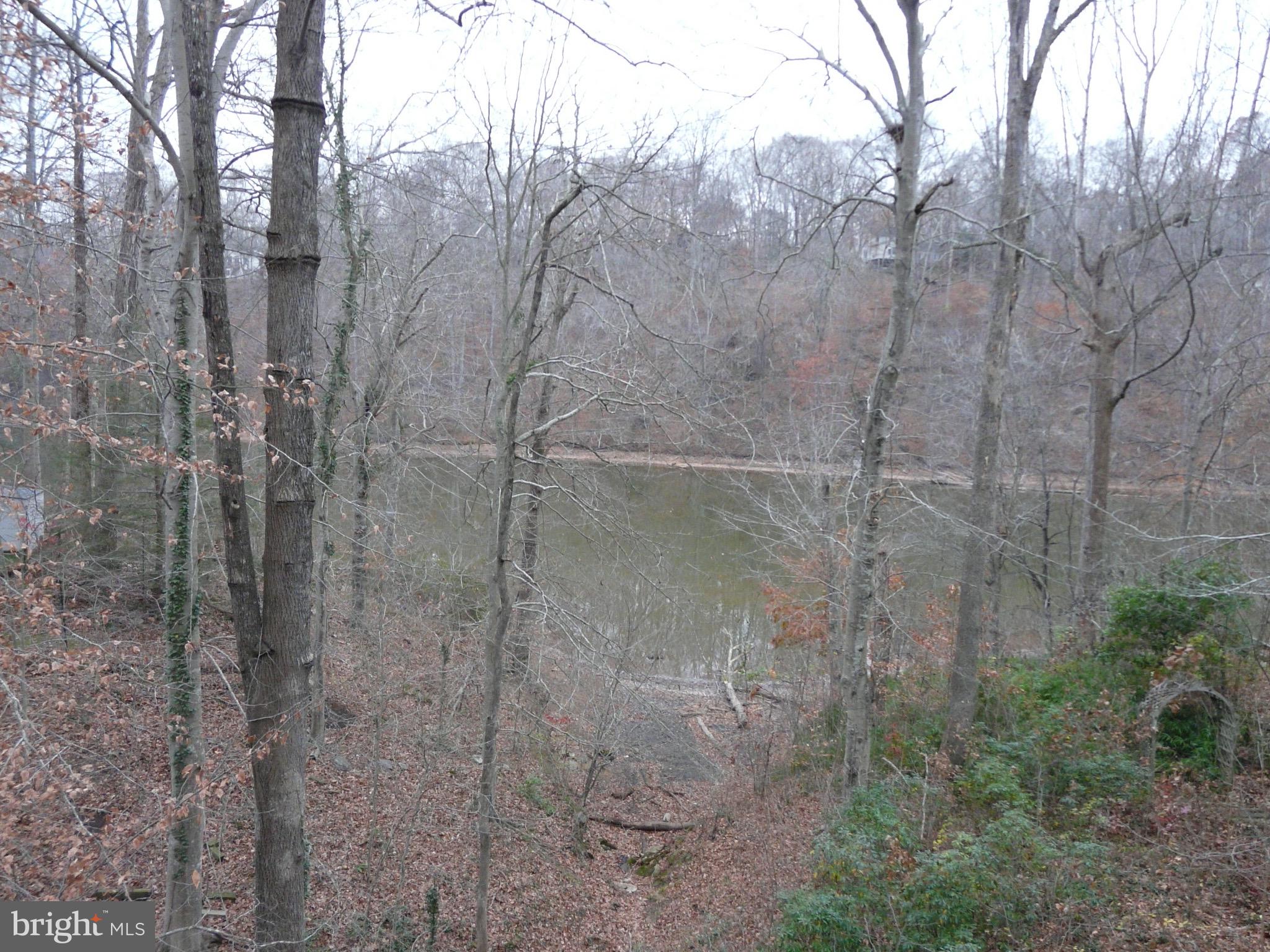 6207 POSSUM TROT COURT