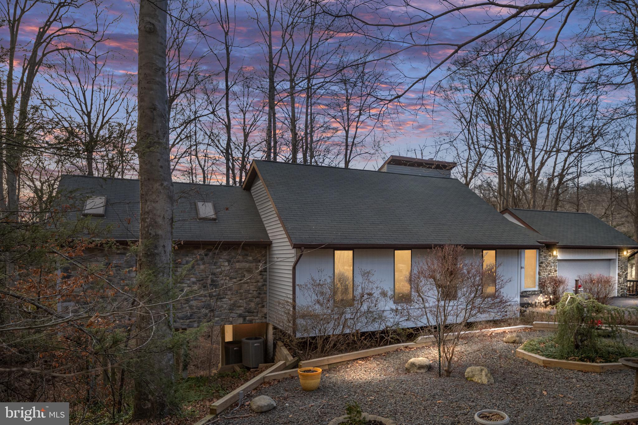 OCCOQUAN FOREST - Residential