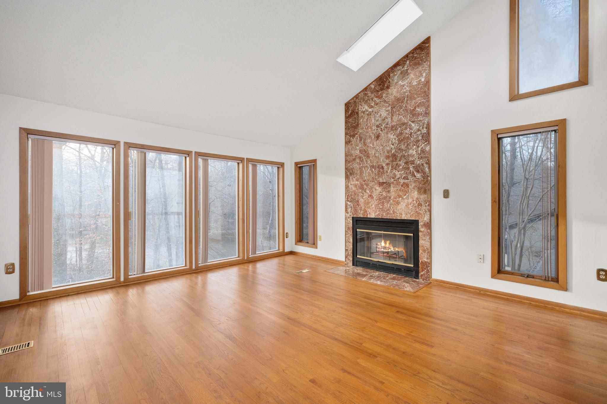 OCCOQUAN FOREST - Residential