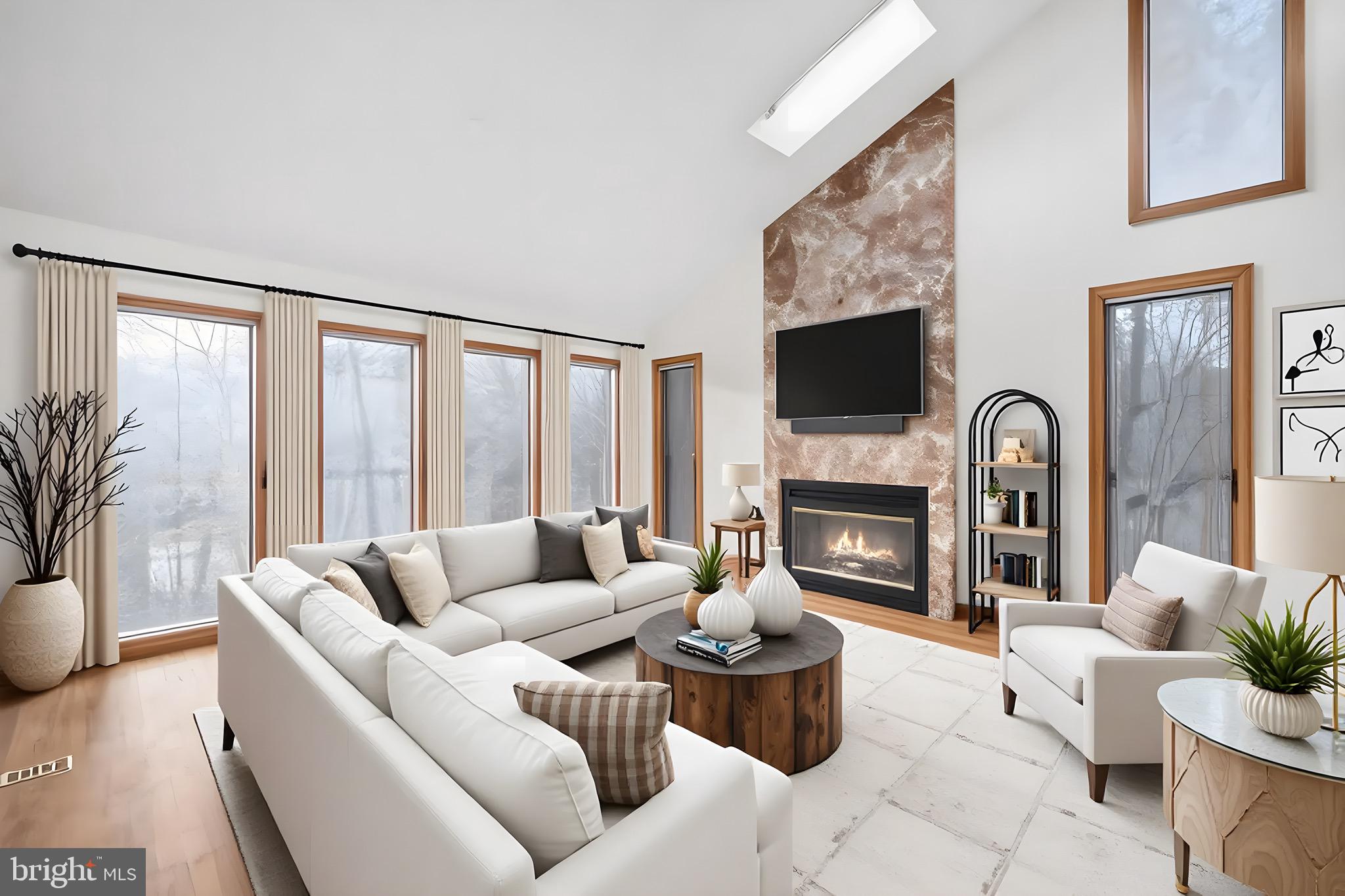 OCCOQUAN FOREST - Residential