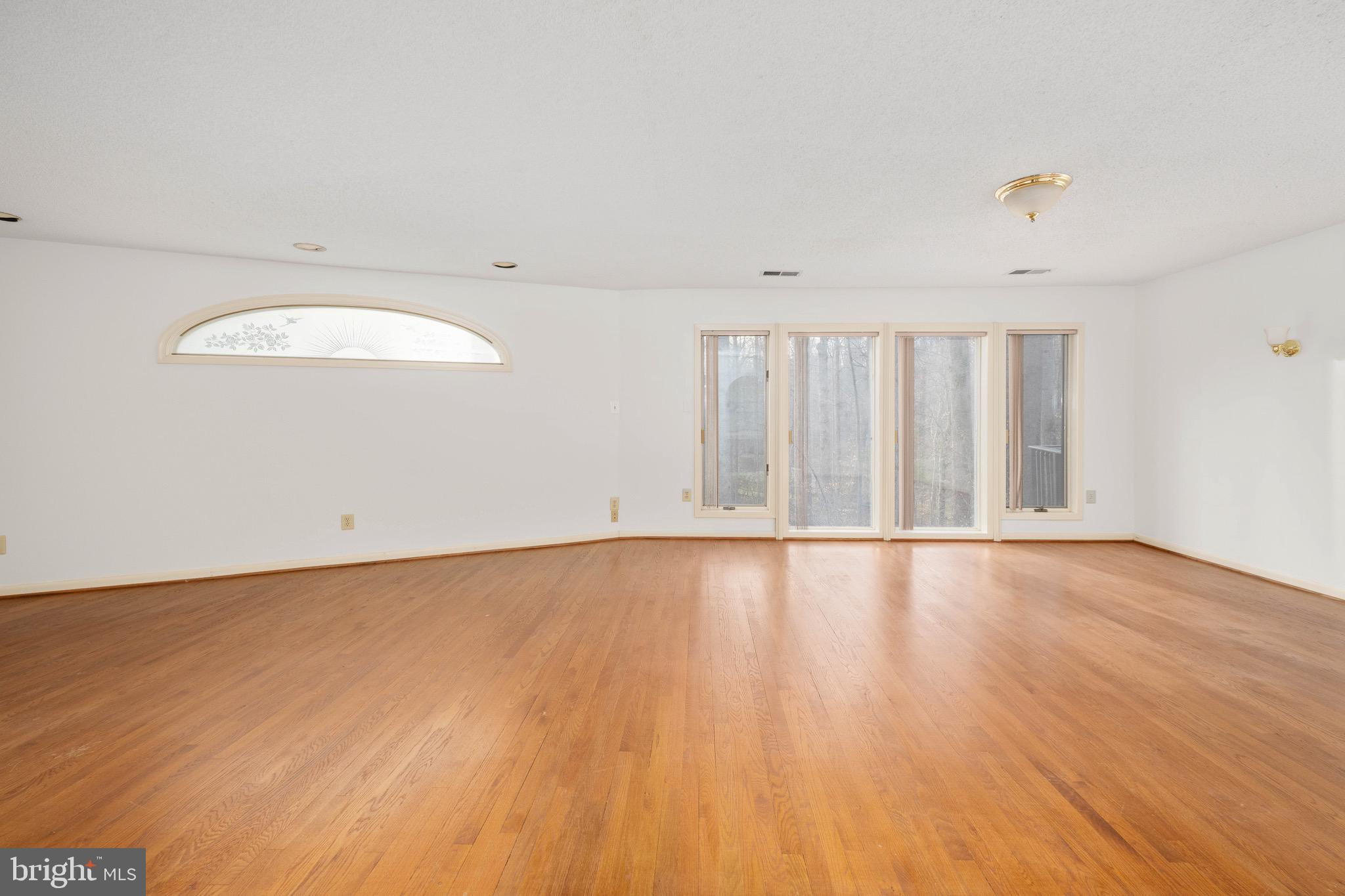 OCCOQUAN FOREST - Residential