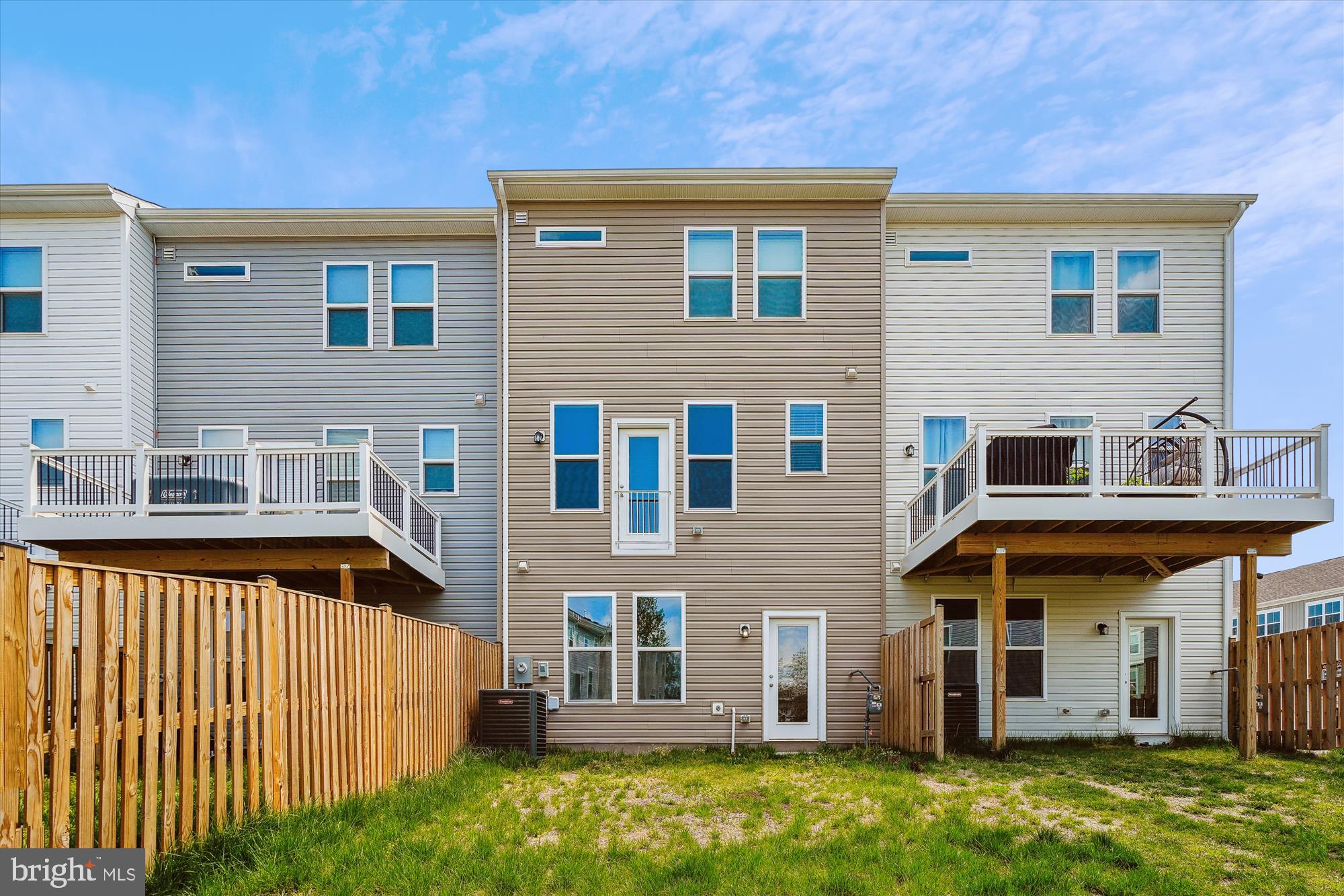 CHERRYVIEW LANDING - Residential Lease