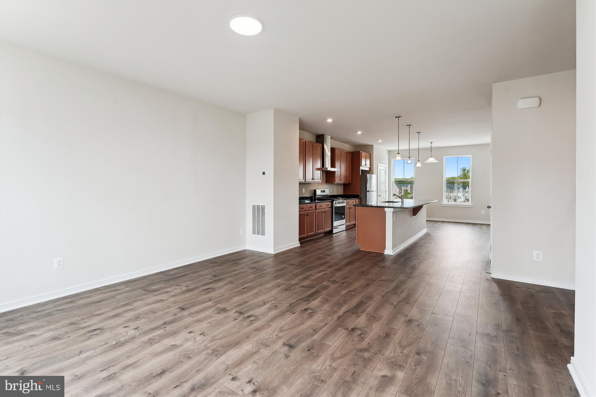 CHERRYVIEW LANDING - Residential Lease