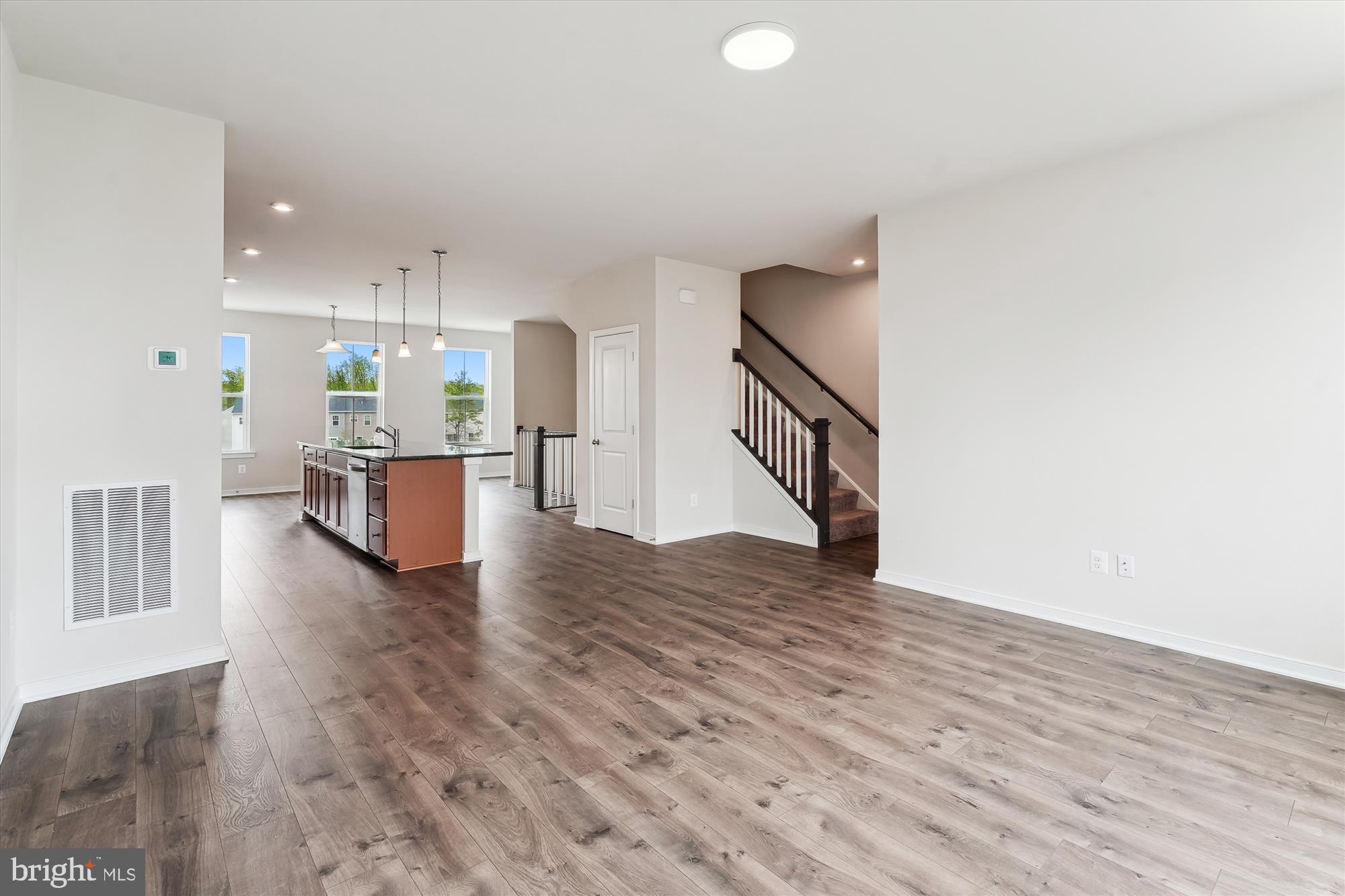 CHERRYVIEW LANDING - Residential Lease