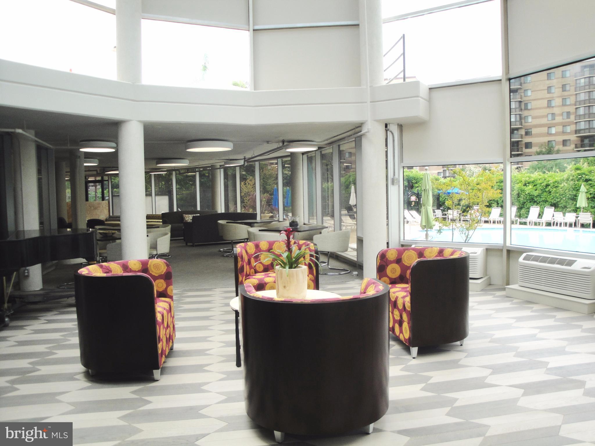 ROTONDA - Residential Lease