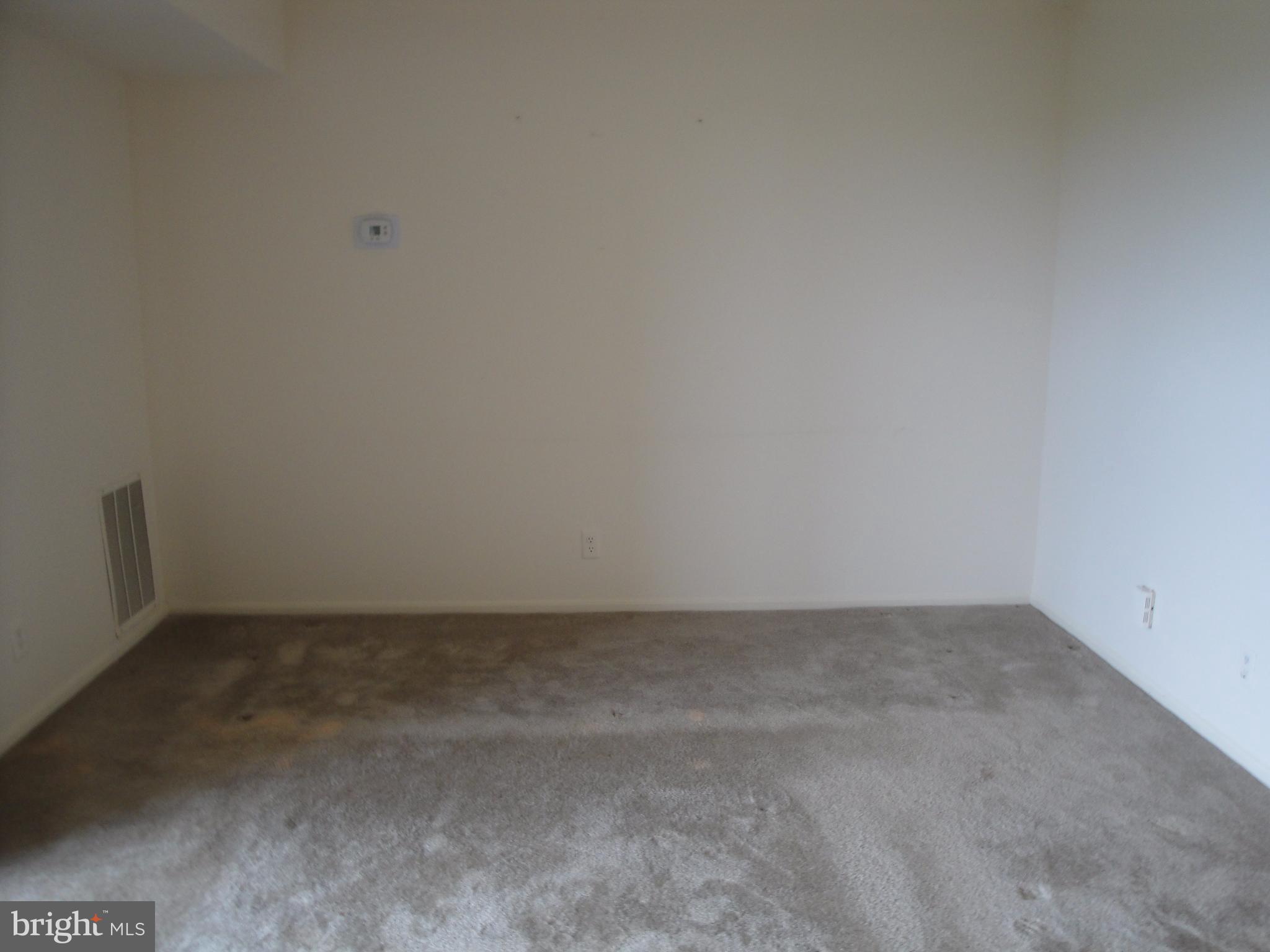 ROTONDA - Residential Lease