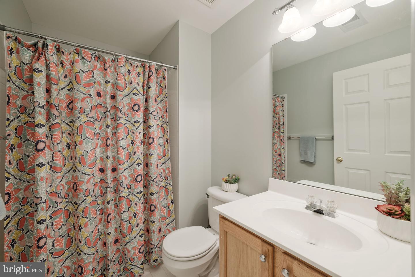 HAWTHORNE - Residential Lease