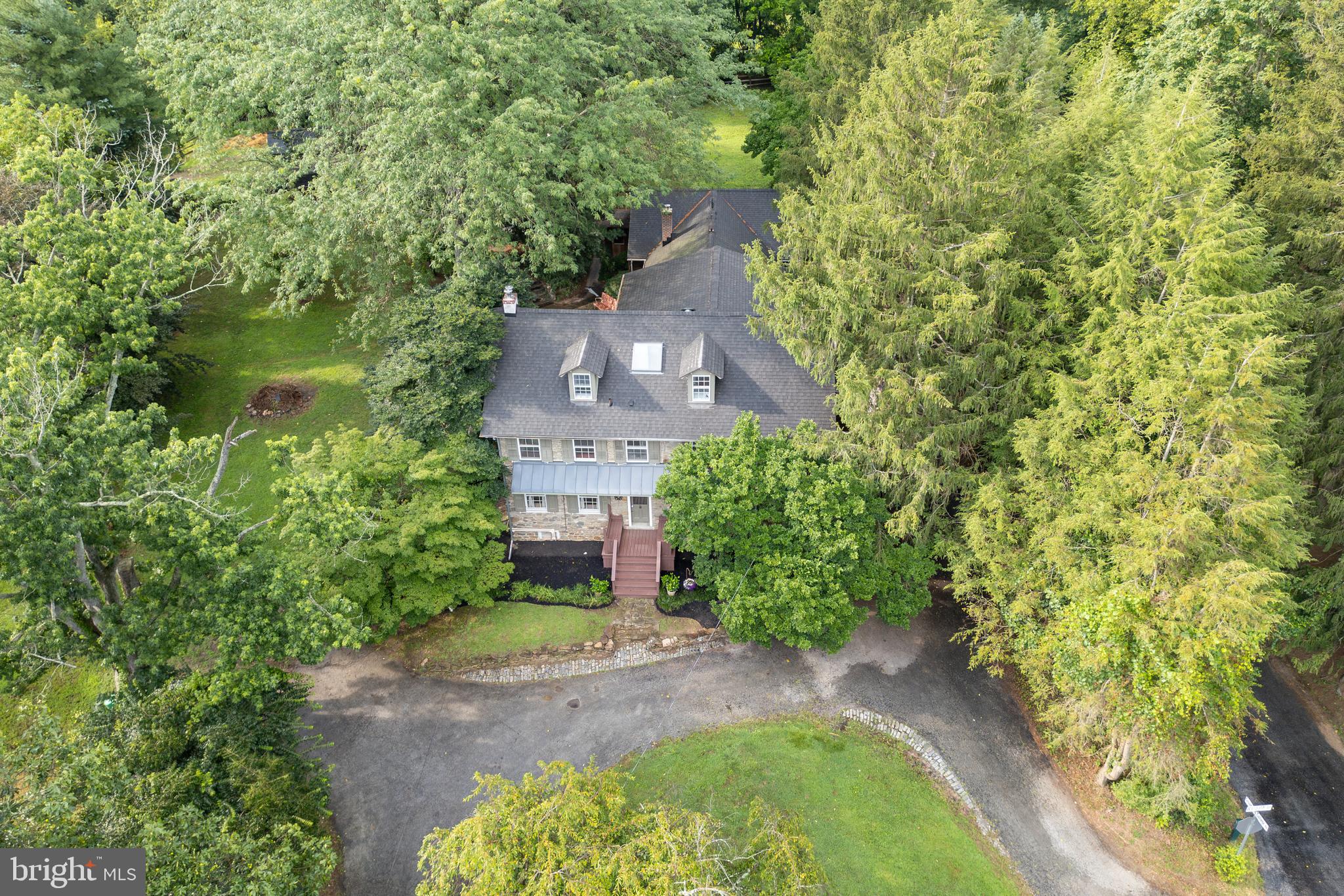 1699 WARPATH ROAD