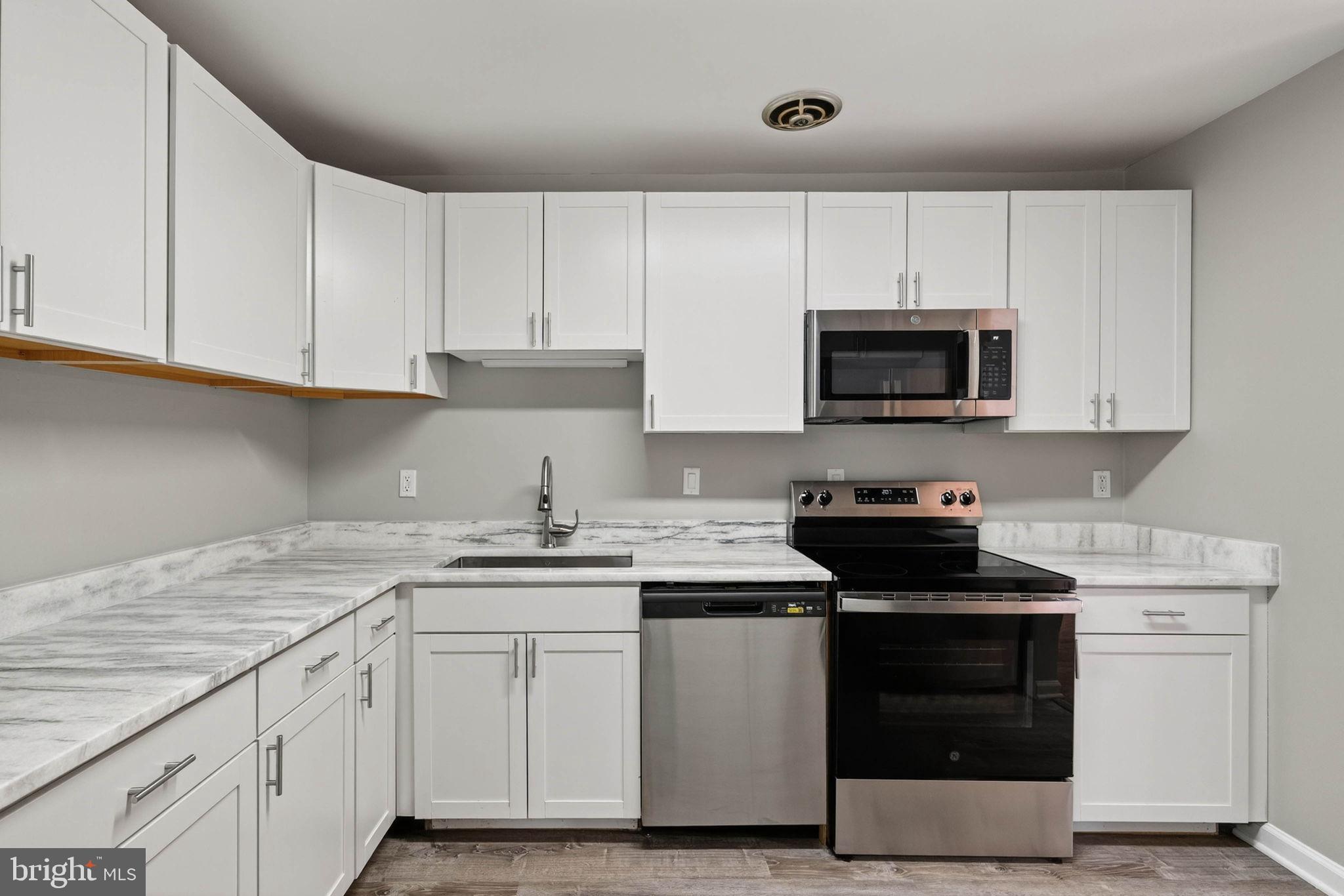 THOMAS CHOICE - Residential