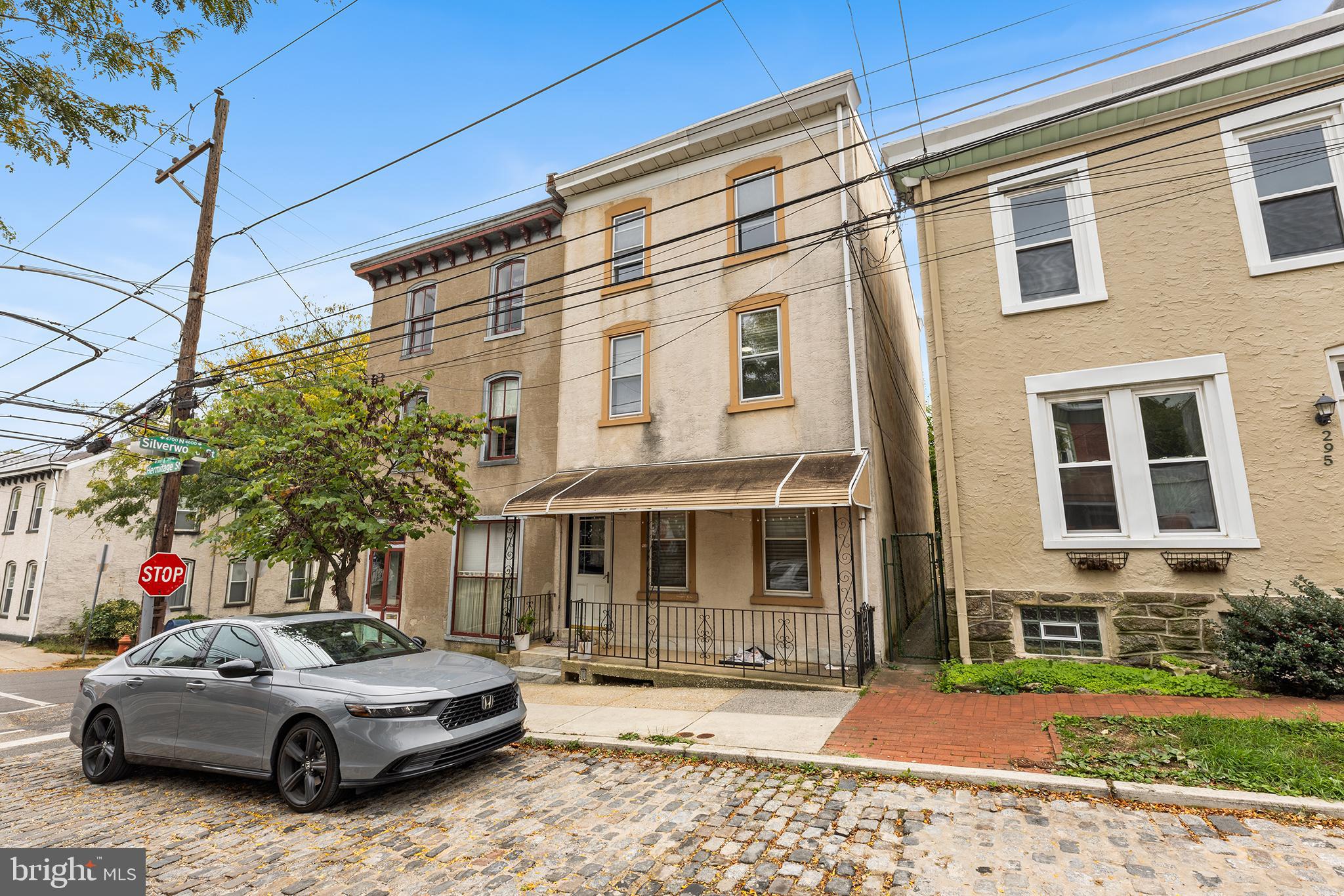 297 HERMITAGE STREET