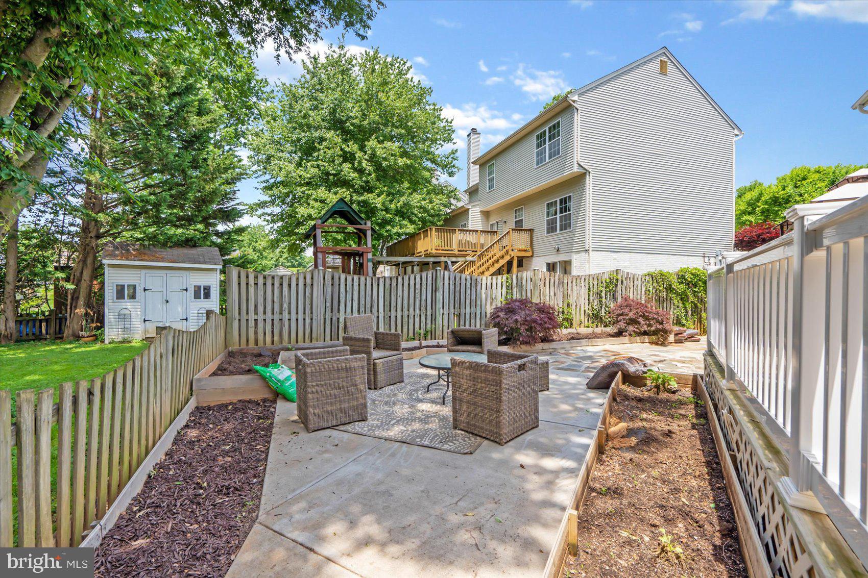 HAWK RIDGE FARM - Residential