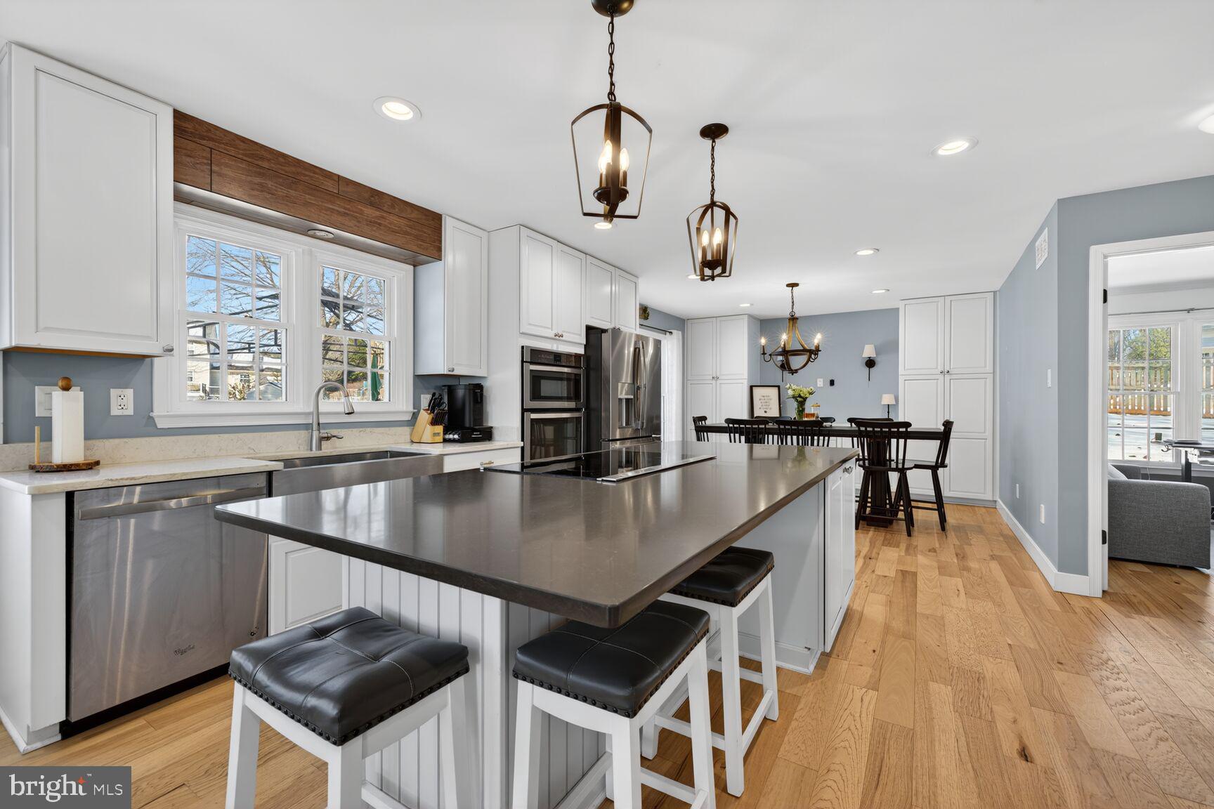 HAWK RIDGE FARM - Residential