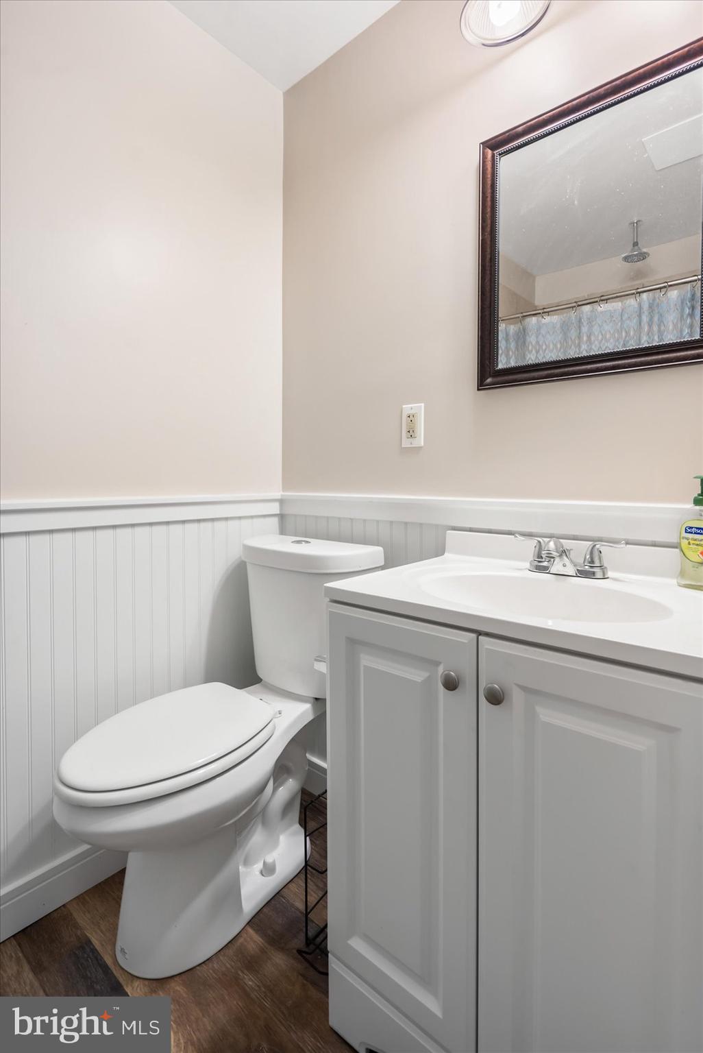 HAWK RIDGE FARM - Residential