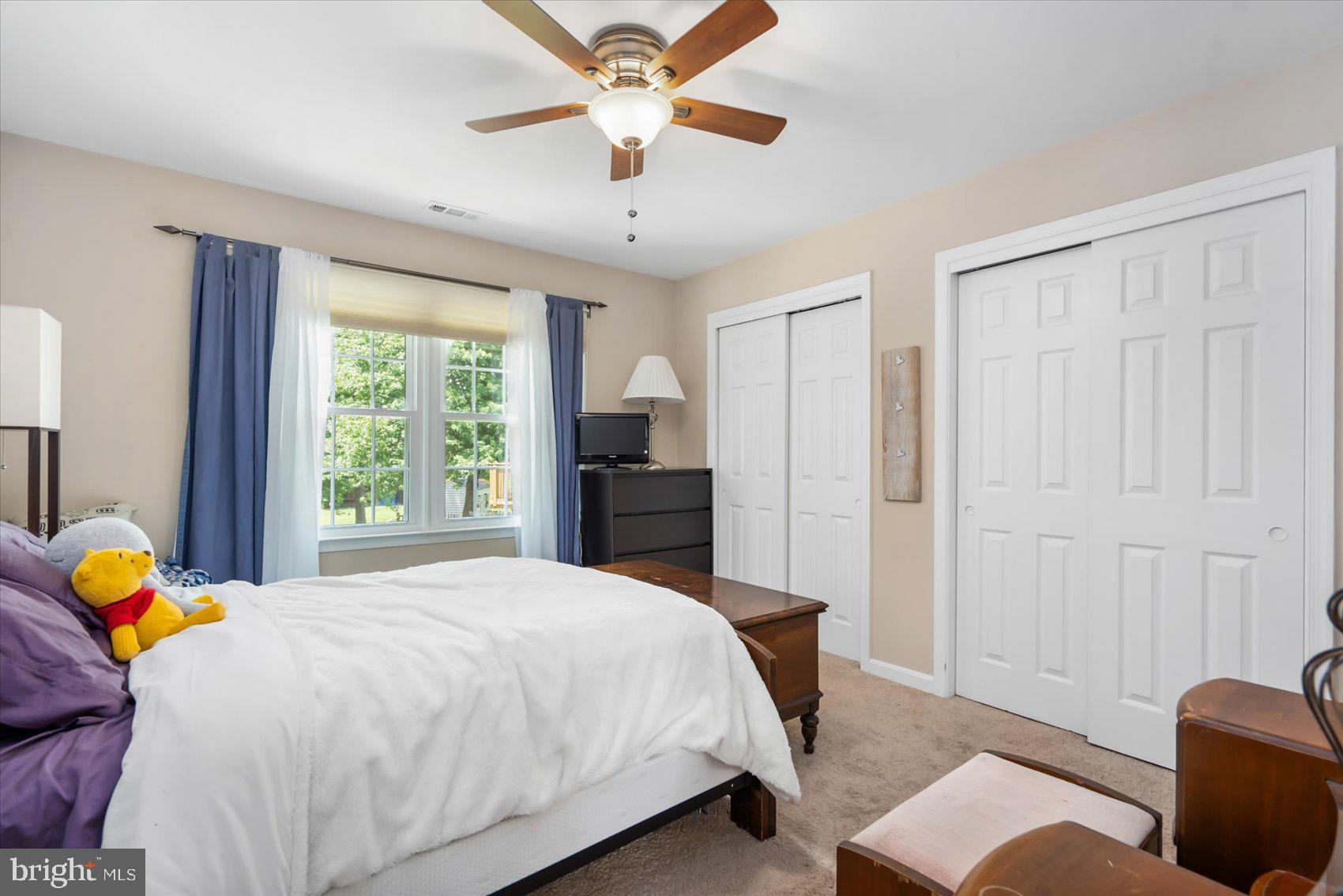 HAWK RIDGE FARM - Residential