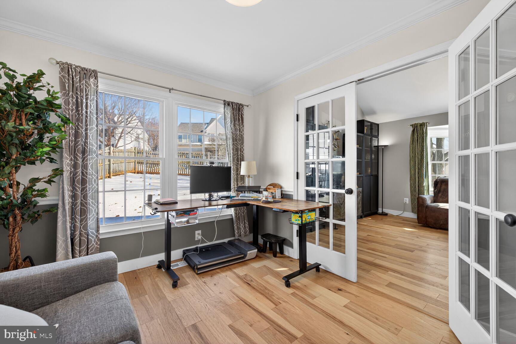 HAWK RIDGE FARM - Residential