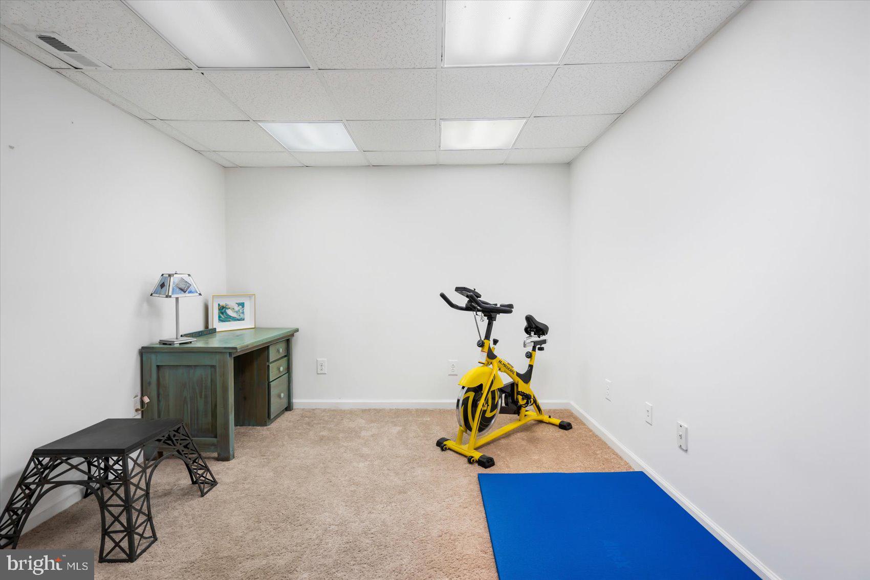 HAWK RIDGE FARM - Residential