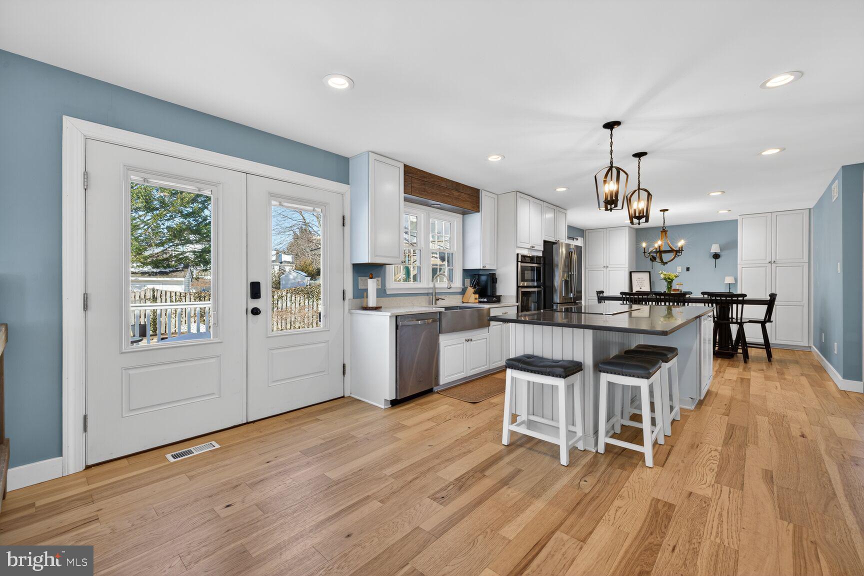 HAWK RIDGE FARM - Residential