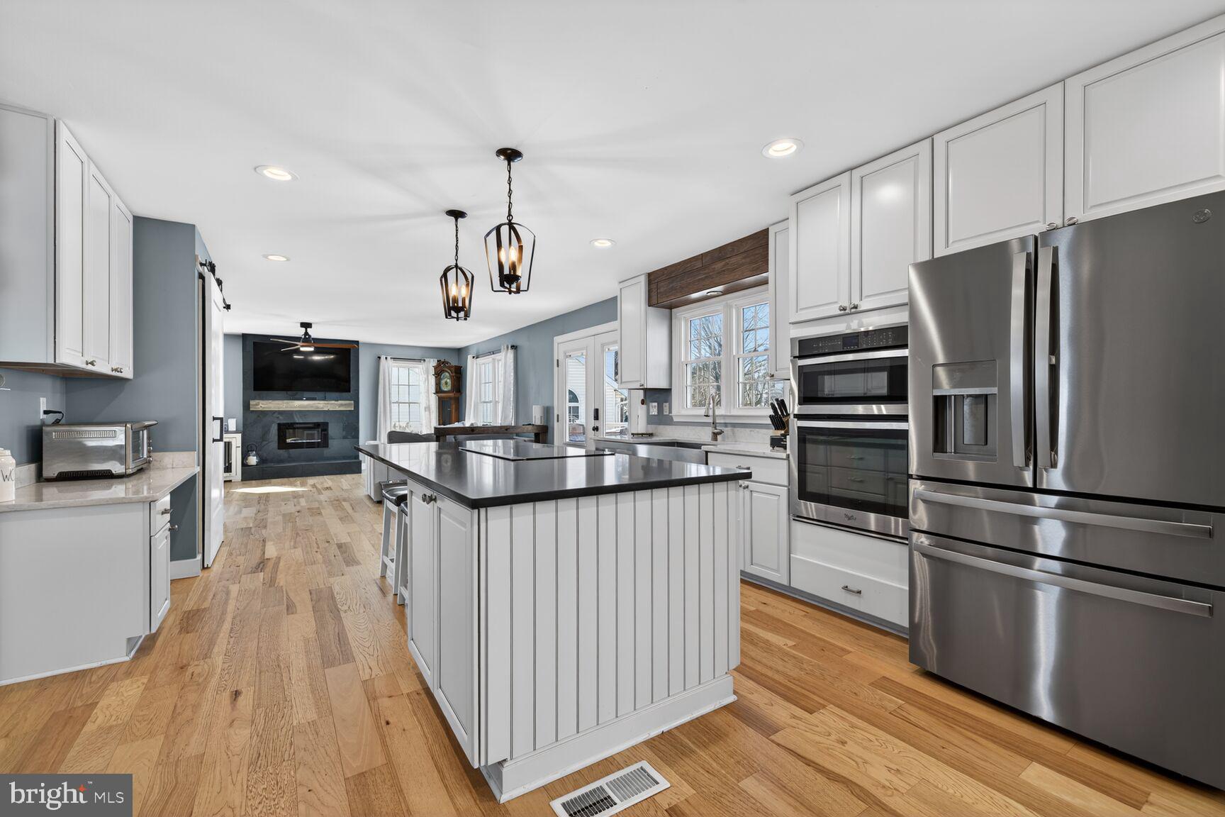 HAWK RIDGE FARM - Residential