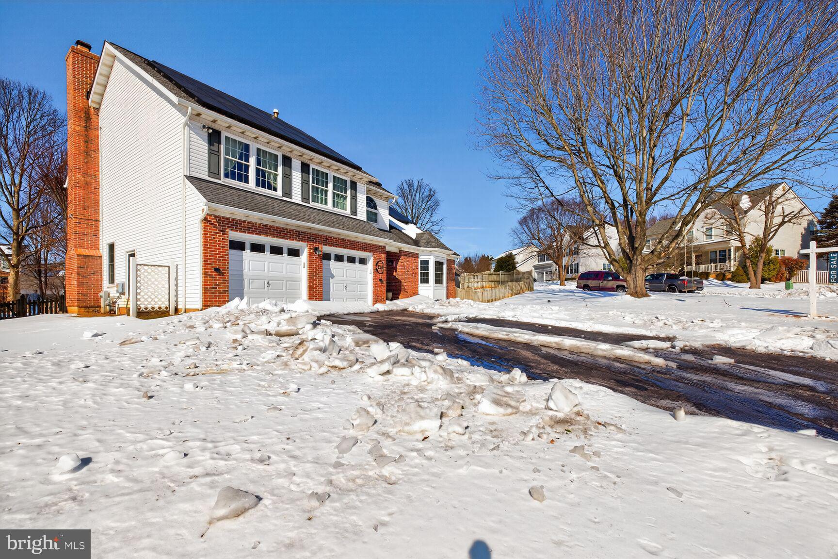 HAWK RIDGE FARM - Residential