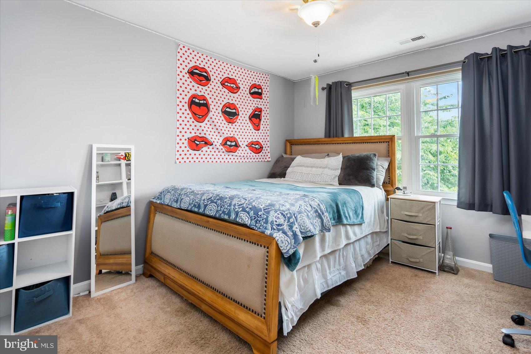 HAWK RIDGE FARM - Residential