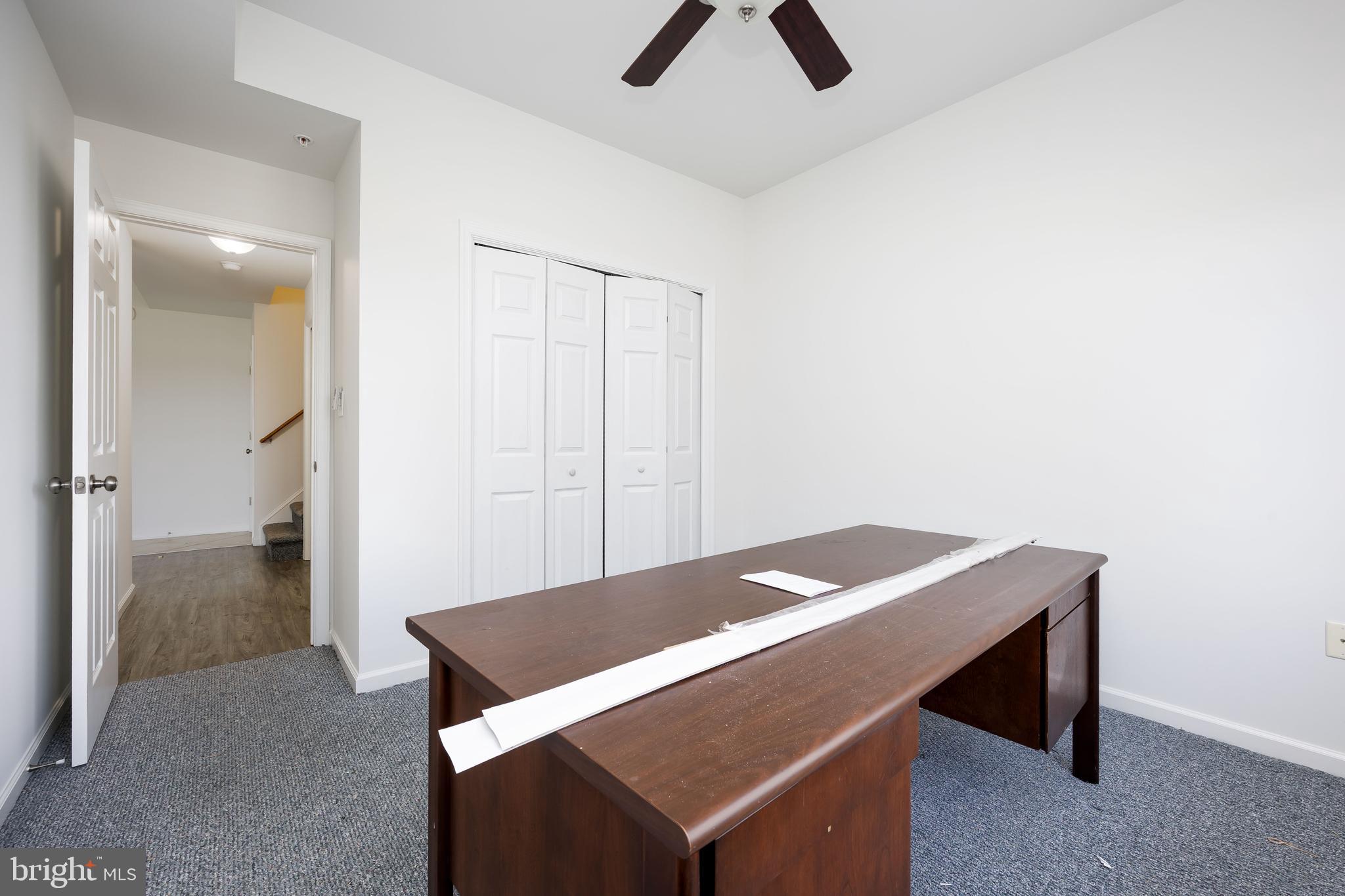 WATERS EDGE - Residential