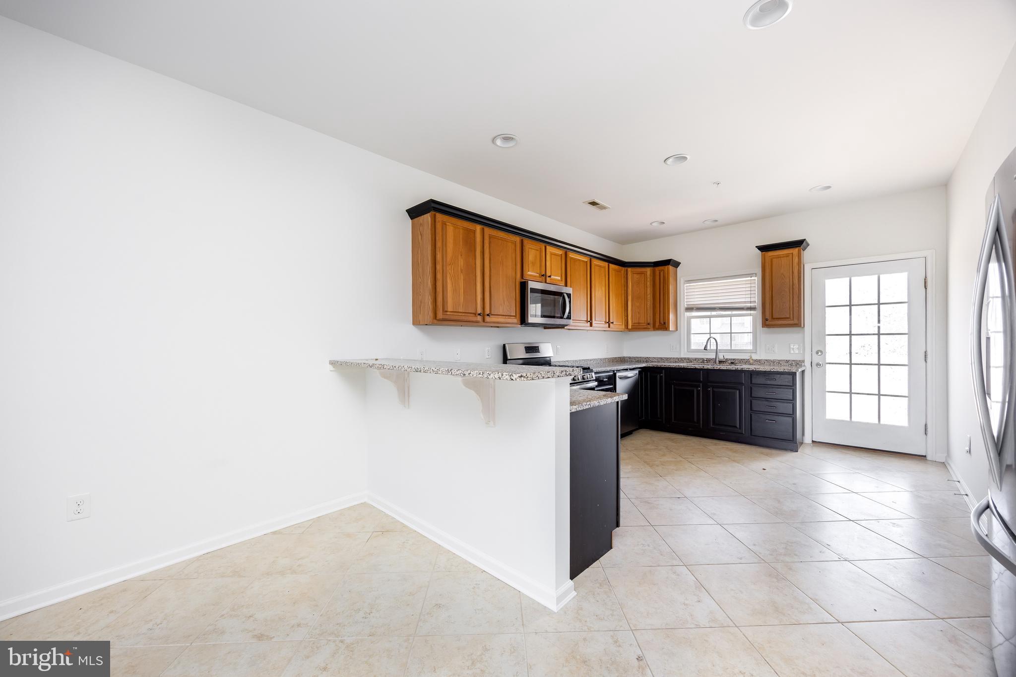 WATERS EDGE - Residential