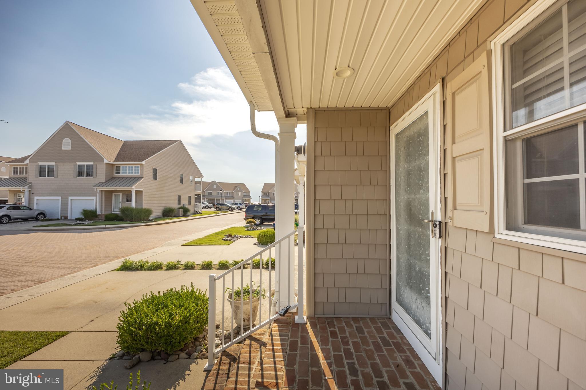 WATERS EDGE - Residential