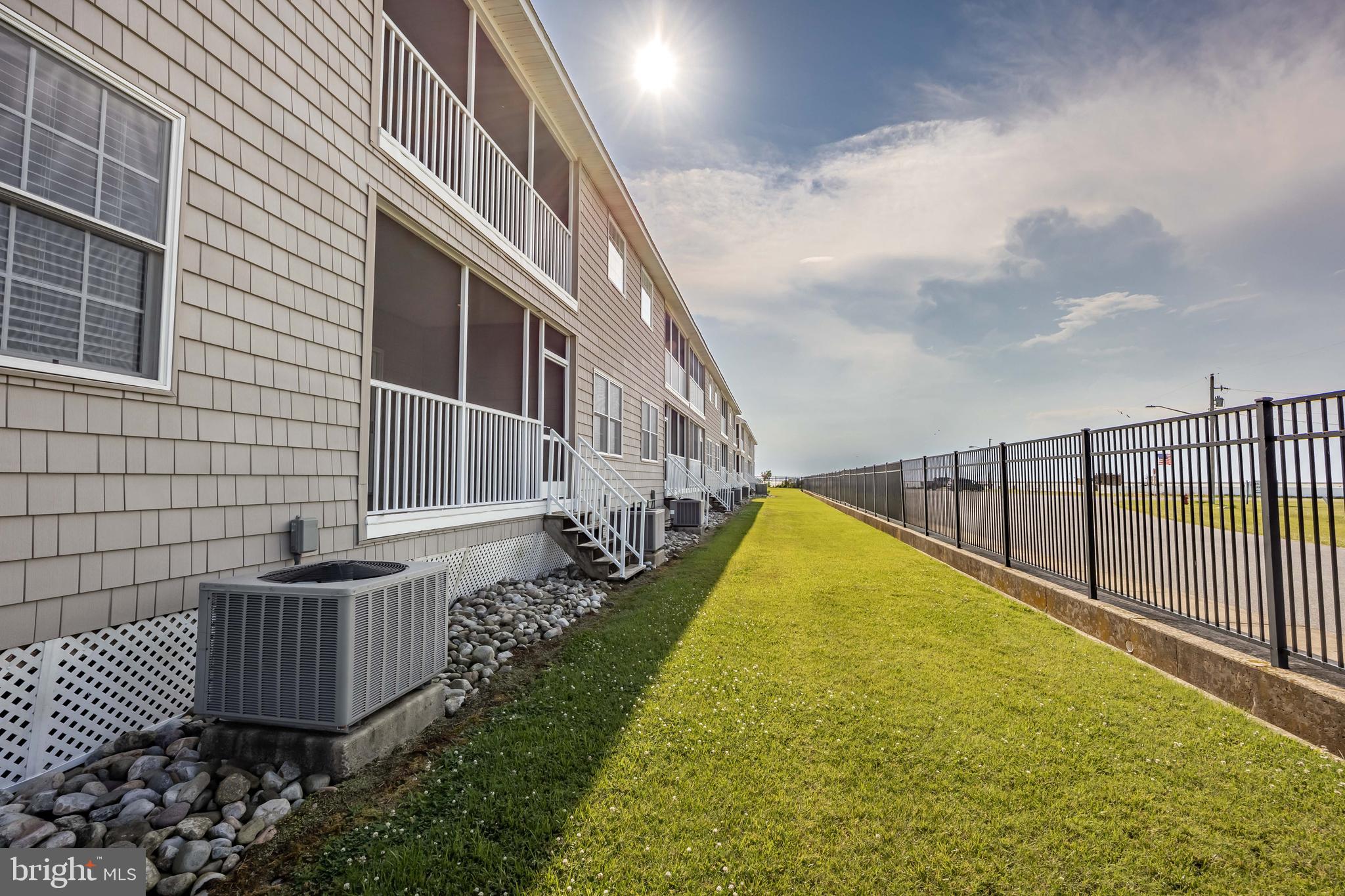 WATERS EDGE - Residential