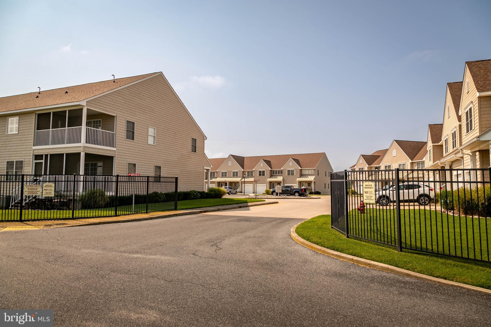 WATERS EDGE - Residential