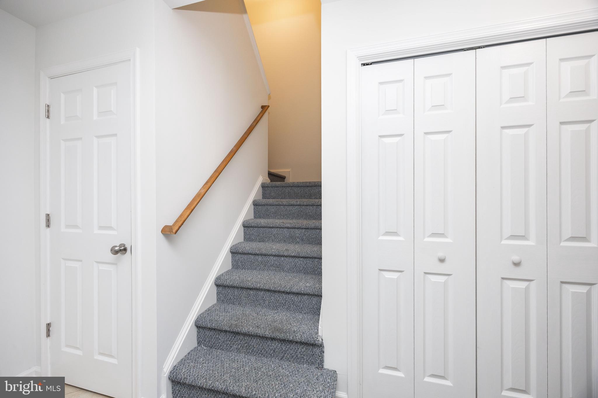 WATERS EDGE - Residential