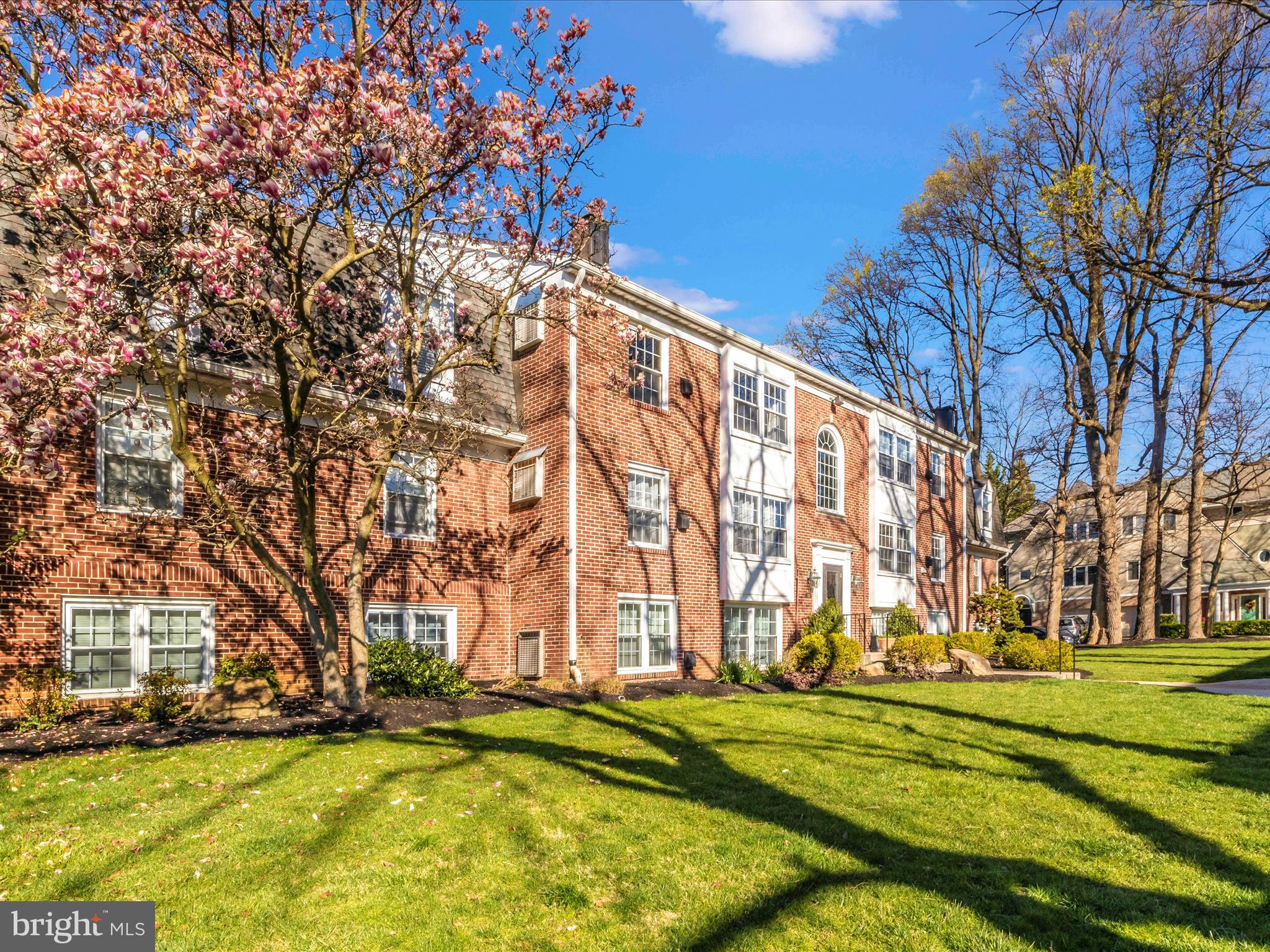 HOMELAND SOUTHWAY - Residential Lease