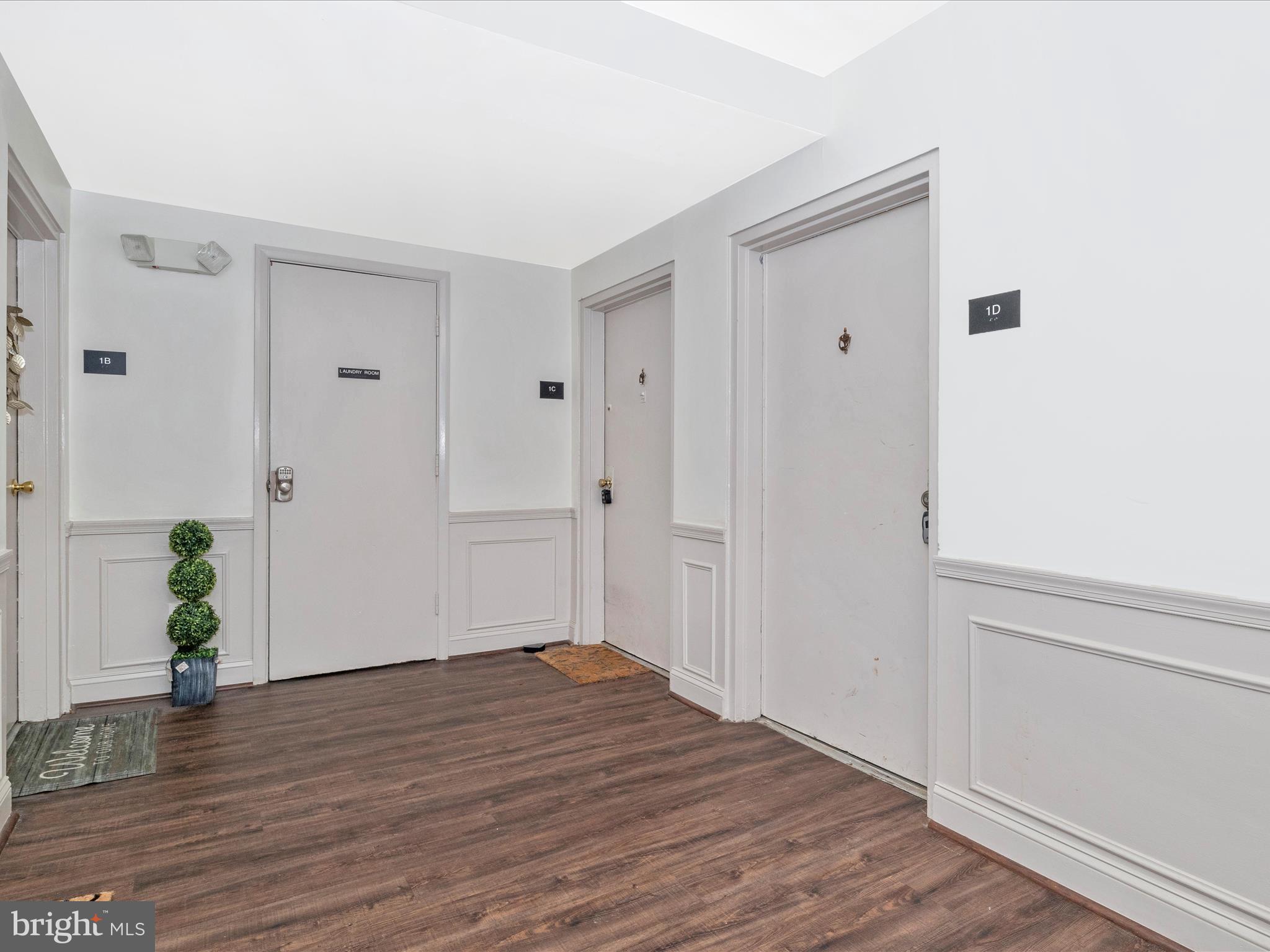 HOMELAND SOUTHWAY - Residential Lease