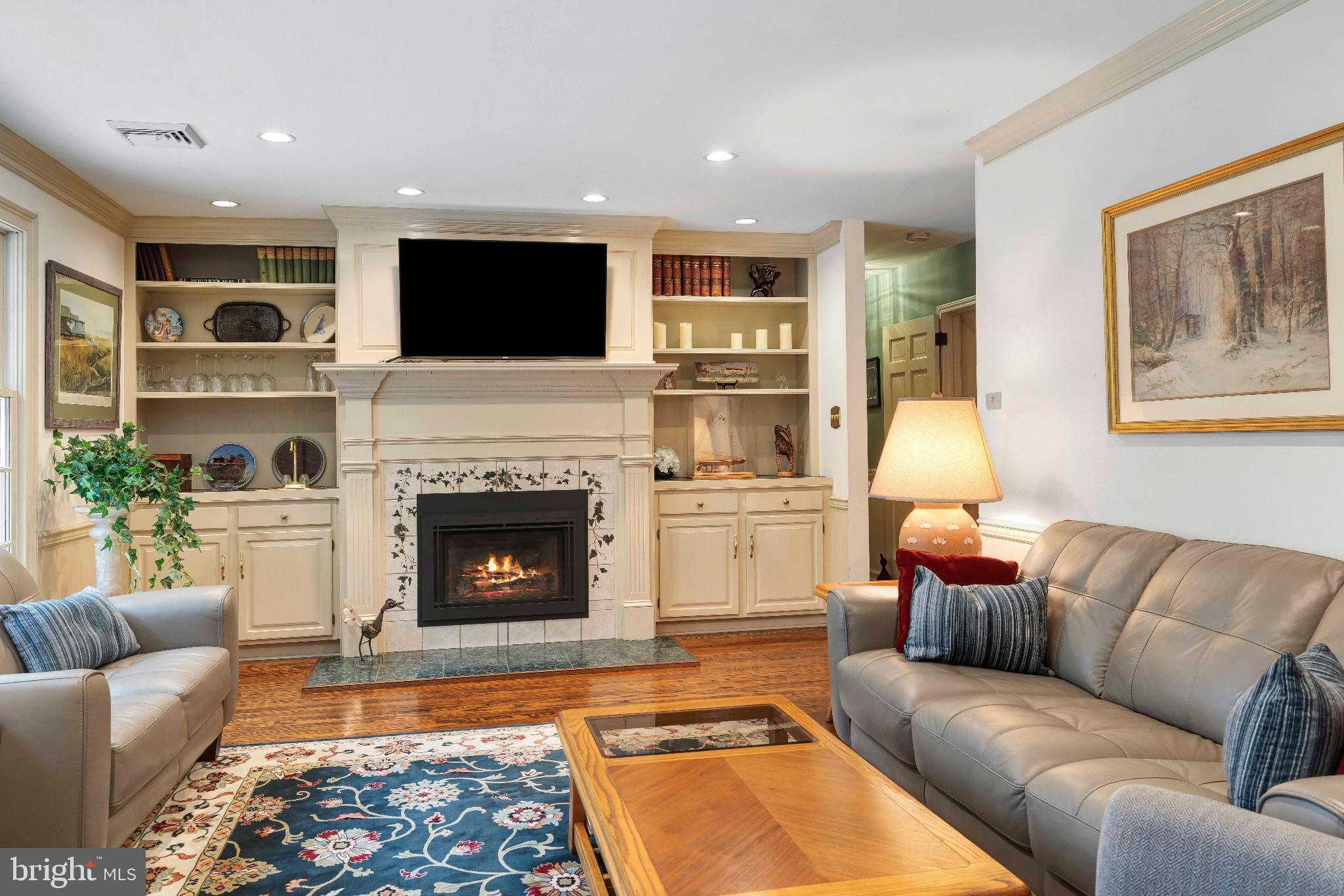 FRAZIER WOODS - Residential