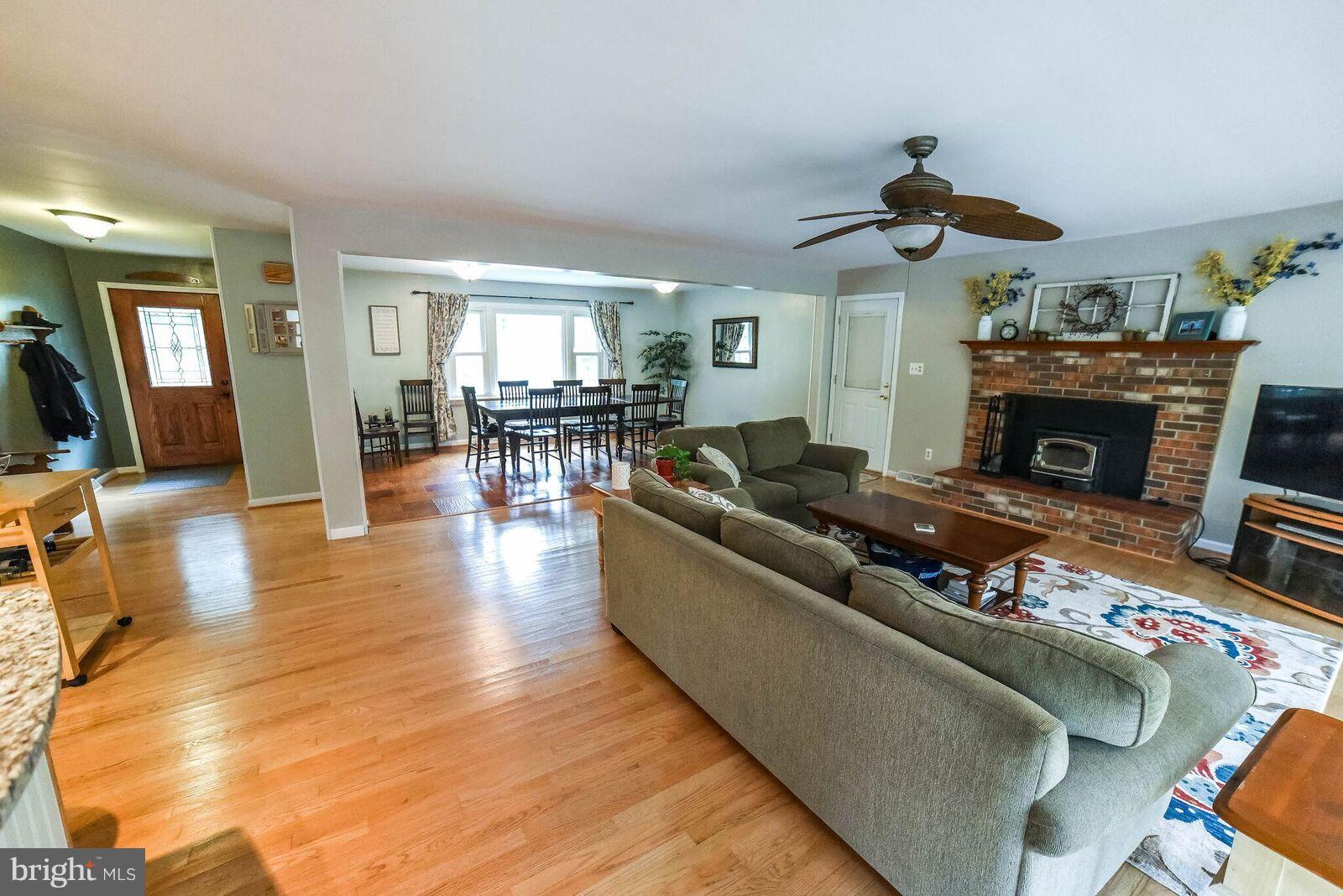 TOWN CREEK - Residential