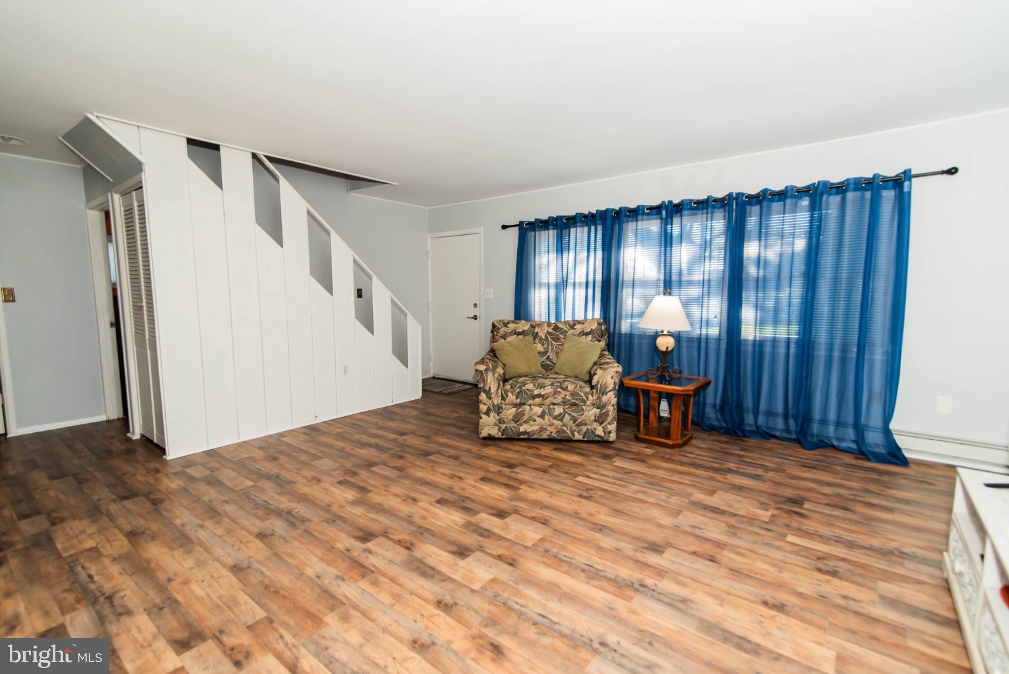 VERMILION HILL - Residential