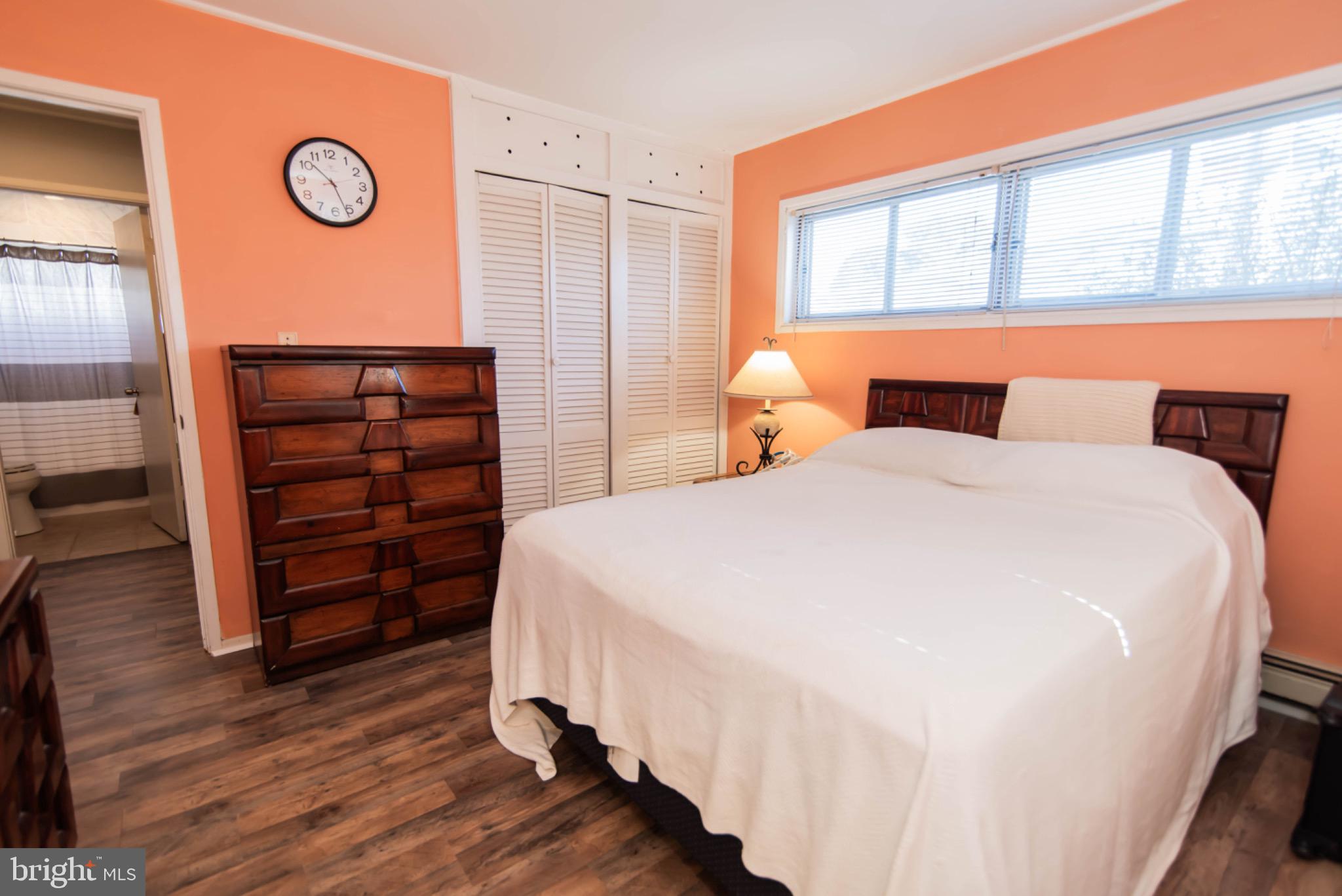 VERMILION HILL - Residential