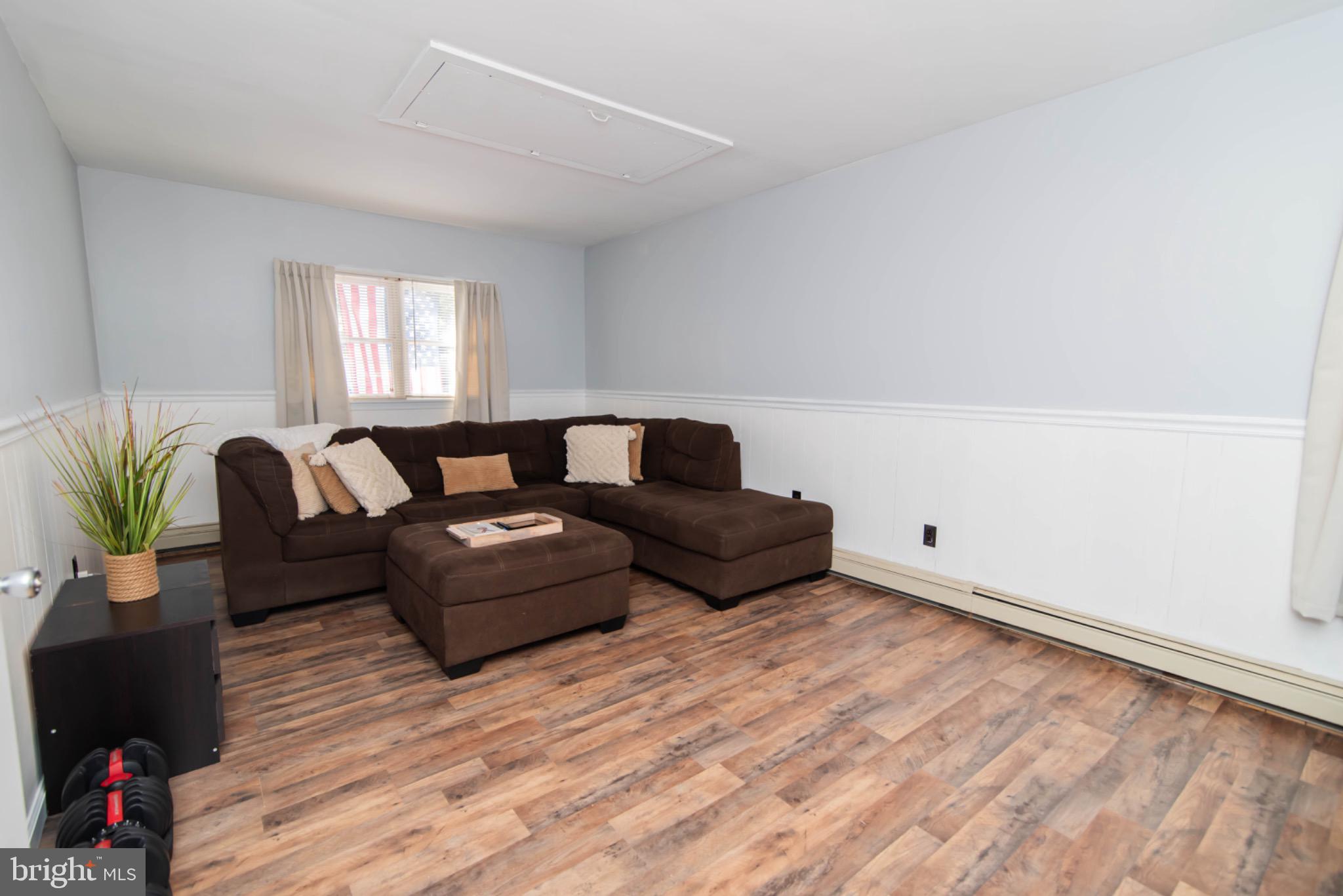 VERMILION HILL - Residential